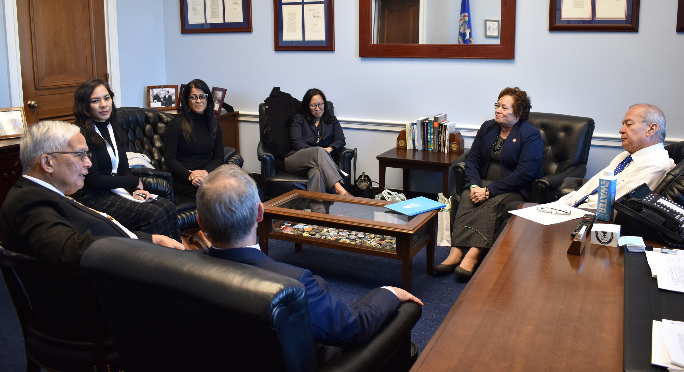 Pacific lawmakers discuss education with the APIA Scholars group.