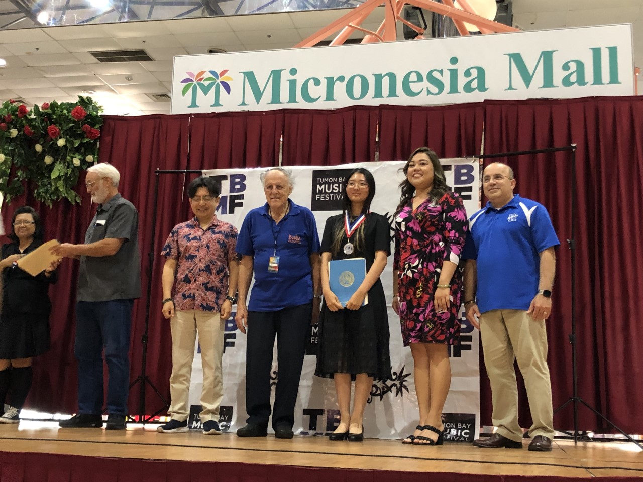 Silver medalist Jennifer Woo, 3rd right.