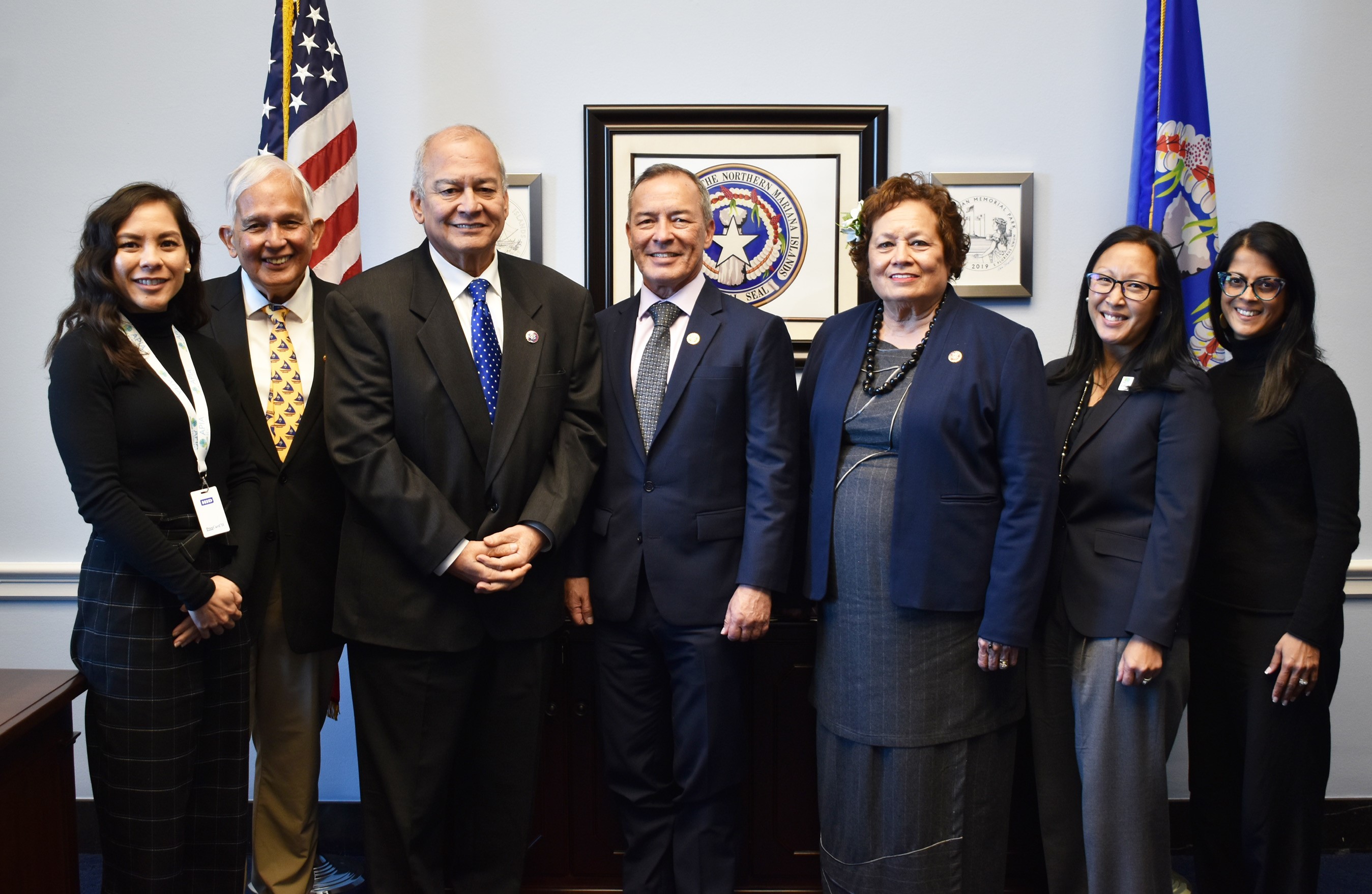Pacific lawmakers pose for a photo with the APIA Scholars group on Capitol Hill.