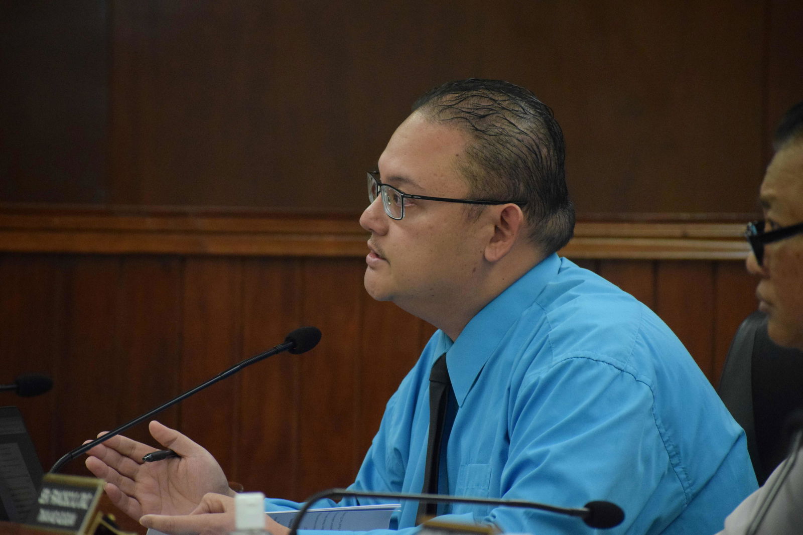 Senate Vice President Donald M. Manglona talks about his floor amendment to the revised fiscal year 2023 budget during a Senate session on Monday.