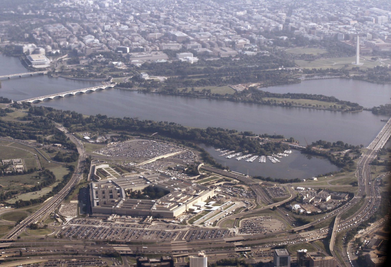 FILE PHOTO: Pumpjacks are seen against the setting sun at the Daqing oil field in Heilongjiang province, China December 7, 2018. REUTERS/Stringer