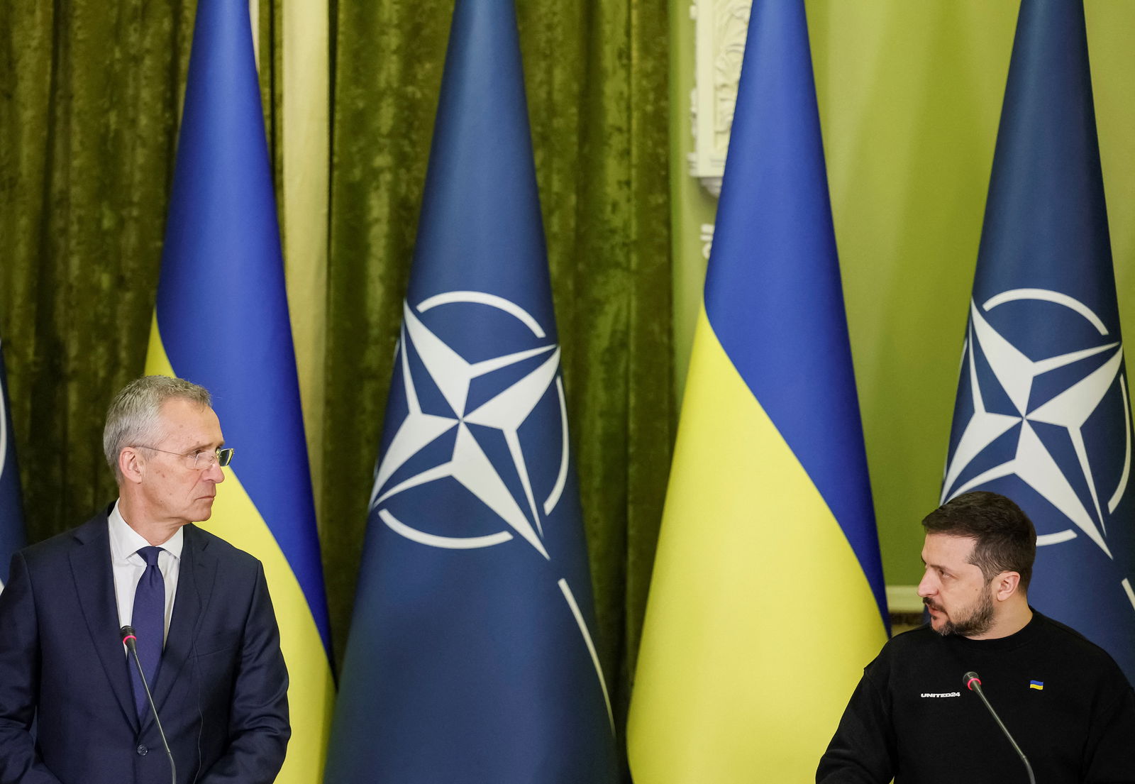 NATO Secretary-General Jens Stoltenberg and Ukraine's President Volodymyr Zelenskiy attend a joint news briefing, amid Russia's attack on Ukraine, in Kyiv, Ukraine April 20, 2023. REUTERS/Alina Yarysh