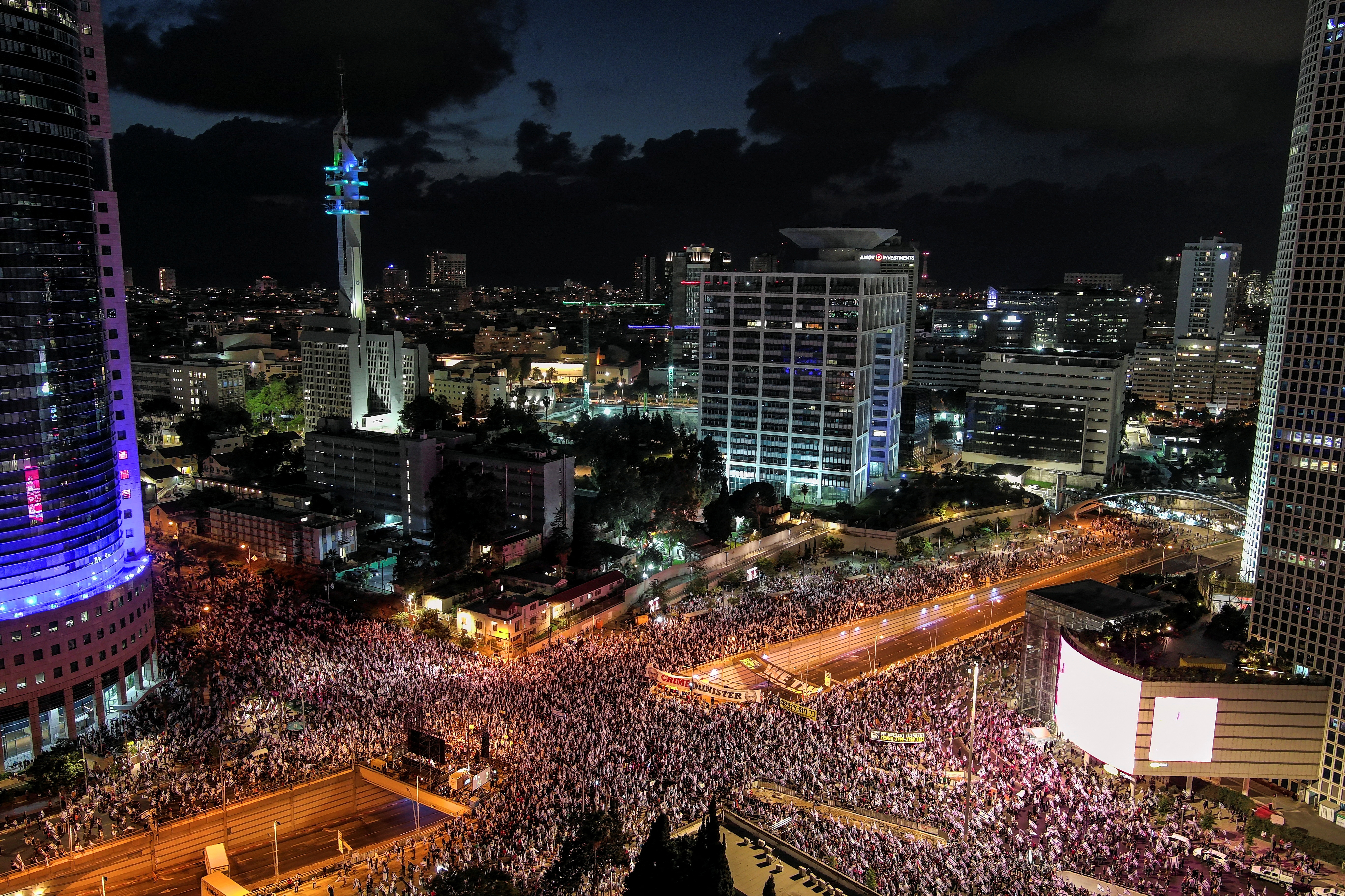 An aerial view shows protesters taking part in a demonstration against the Israeli nationalist coalition government's judicial overhaul, in Tel Aviv, Israel May 20, 2023. REUTERS/Ilan Rosenberg