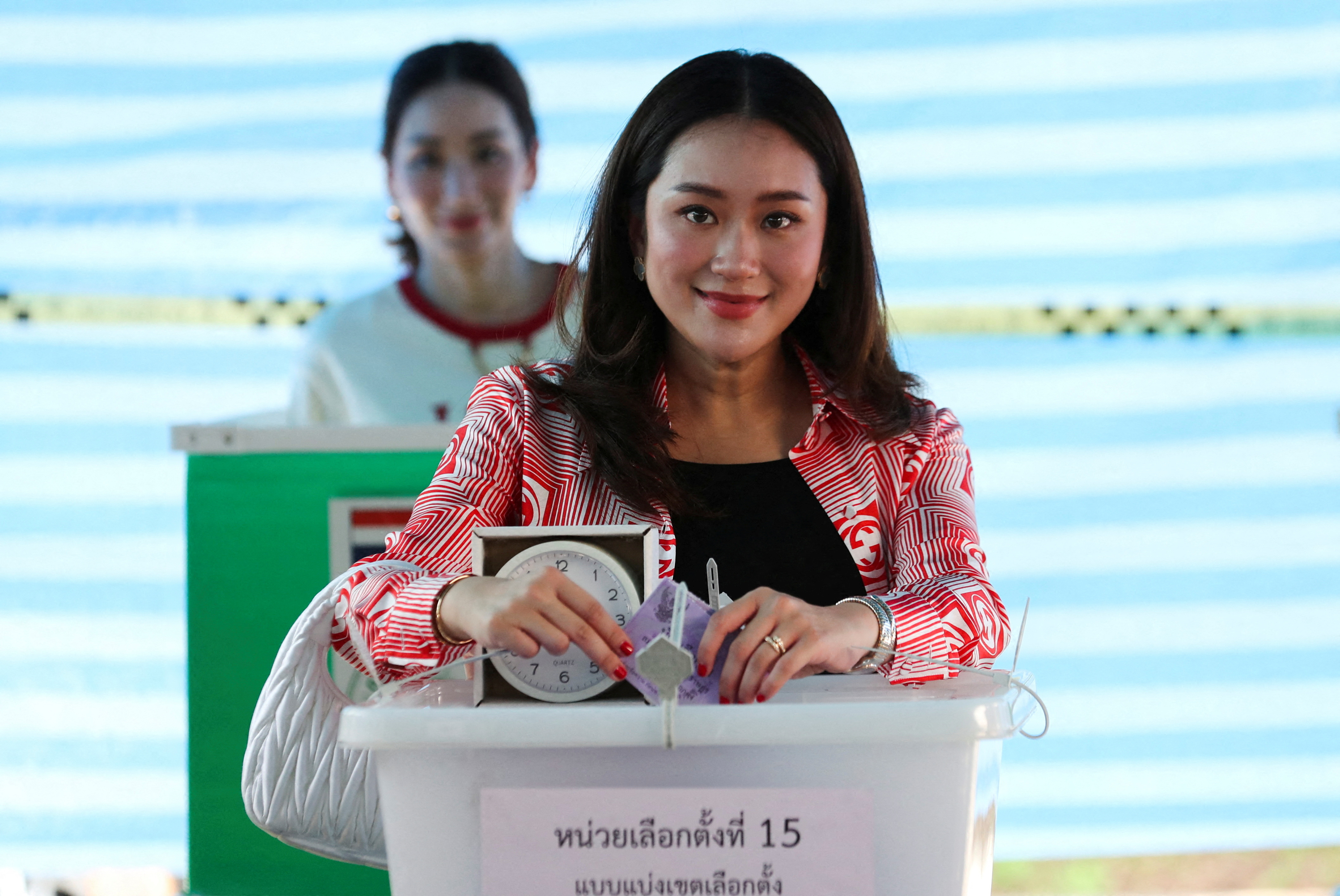 Pheu Thai's prime ministerial candidate, Paetongtarn Shinawatra, daughter of former Prime Minister Thaksin Shinawatra, casts her ballot to vote in the general election at a polling station in Bangkok, Thailand, May 14, 2023. REUTERS/Stringer