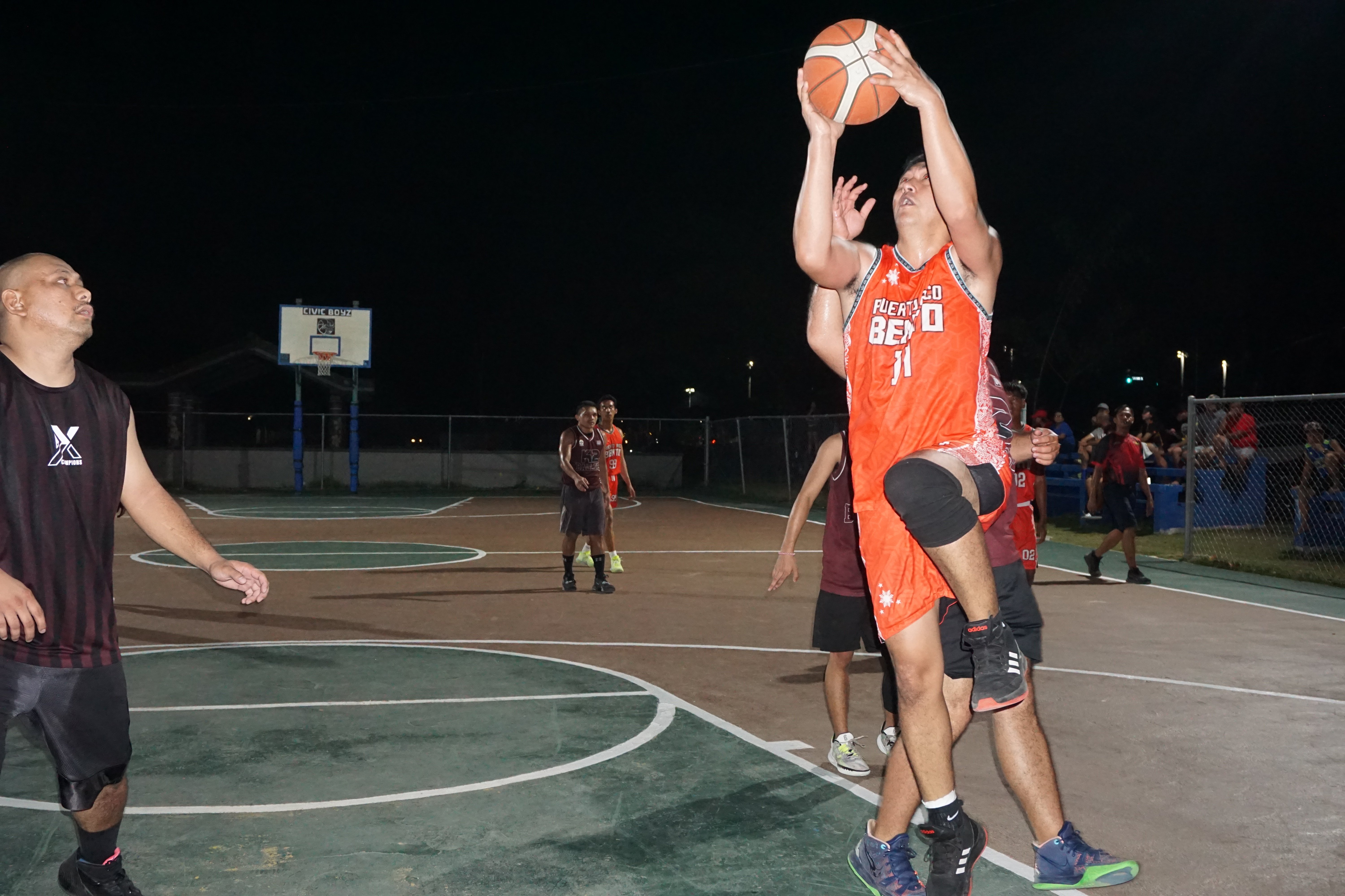 Puerto Rico Bento's Darlyn Foronda goes up for the finish during a Saipan Centennial Lions Club Invitational Basketball League game Tuesday at the Civic Center basketball court.