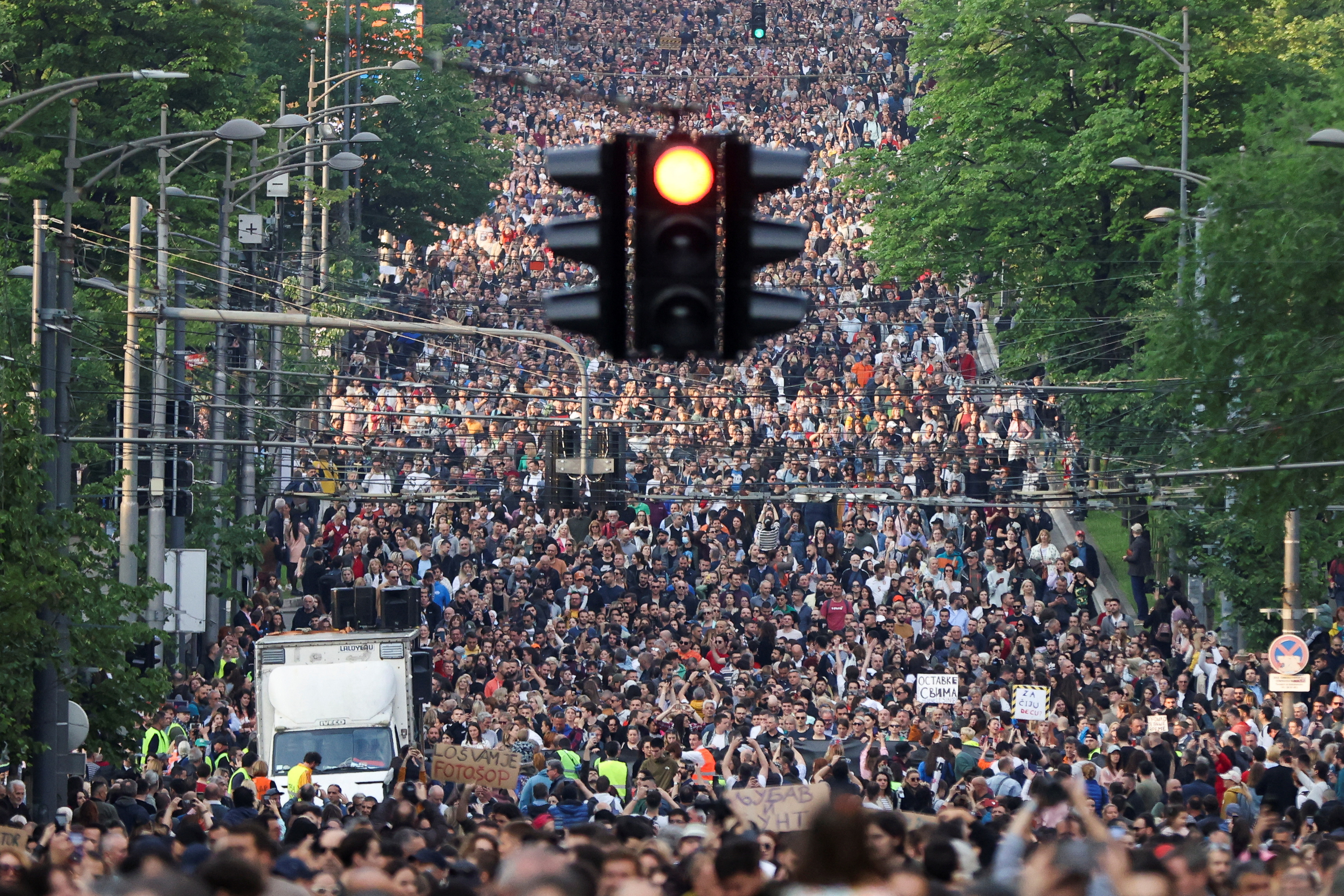 Serbia's main opposition parties protest against violence and in reaction to the two mass shootings in the same week, that have shaken the country, in Belgrade, Serbia, May 19, 2023. REUTERS/Marko Djurica