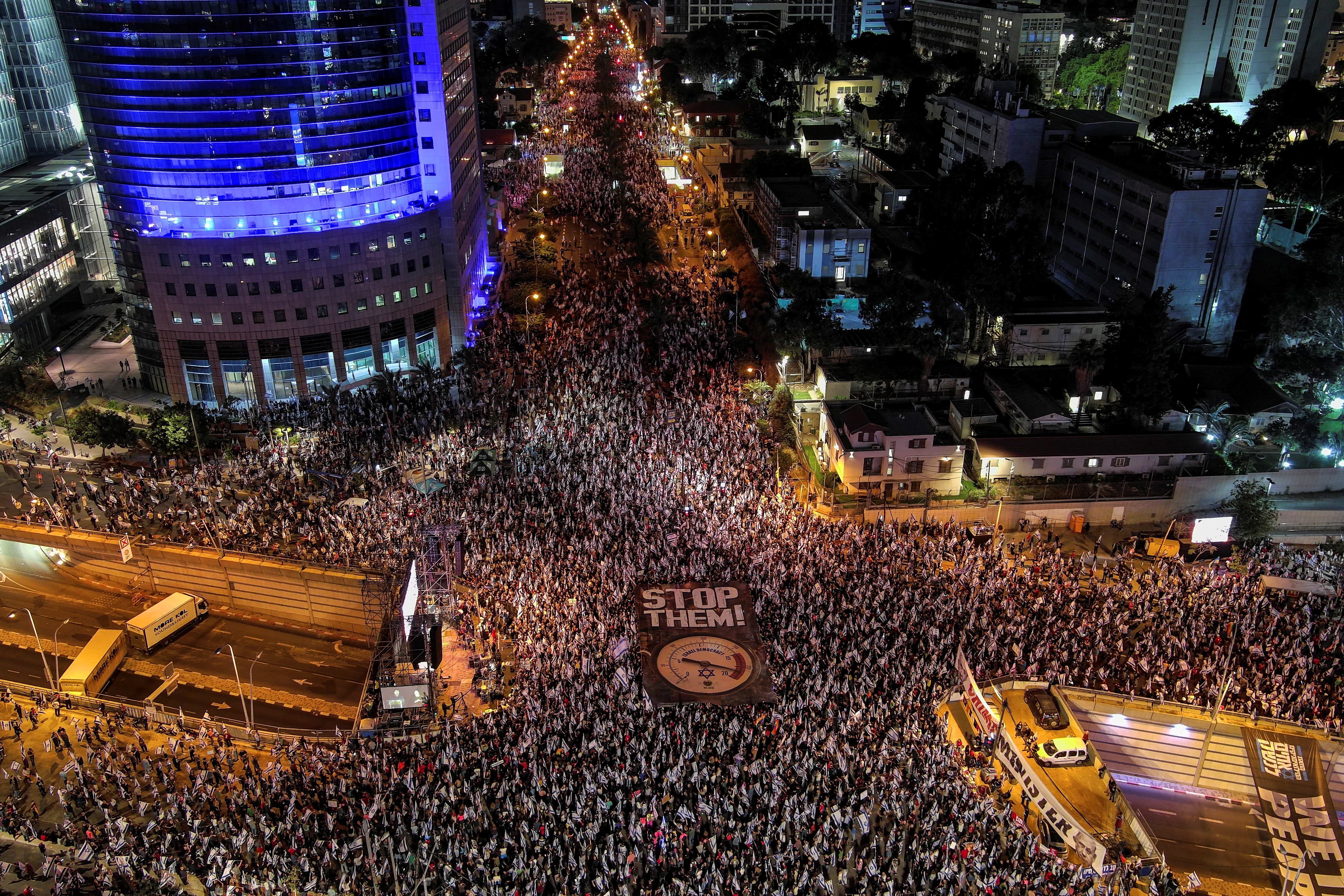 An aerial view shows protesters taking part in a demonstration against the Israeli nationalist coalition government's judicial overhaul, in Tel Aviv, Israel May 20, 2023. REUTERS/Ilan Rosenberg