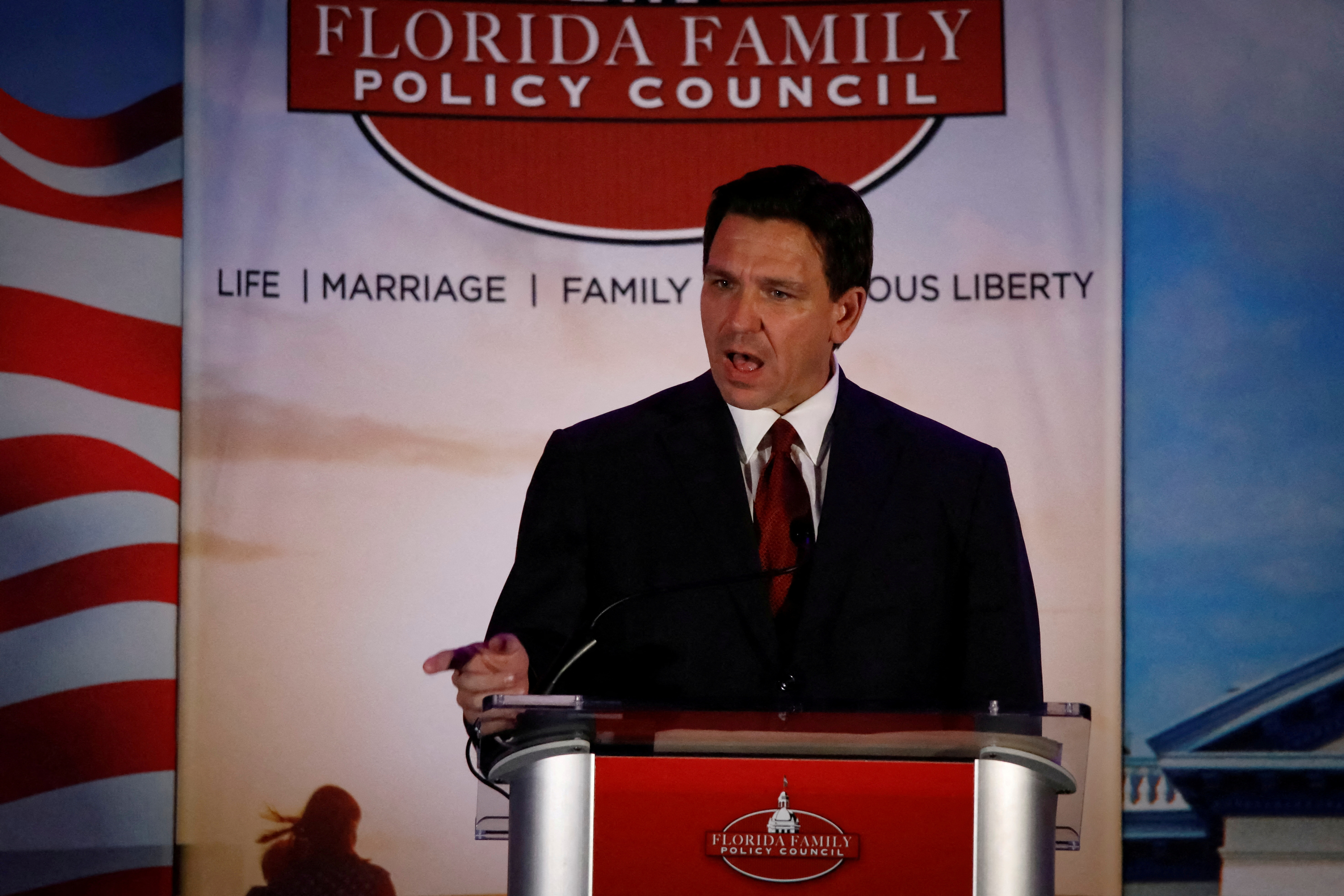 FILE PHOTO: Florida Governor Ron DeSantis gestures as he speaks during the Florida Family Policy Council Annual Dinner Gala, in Orlando, Florida, U.S., May 20, 2023. REUTERS/Marco Bello