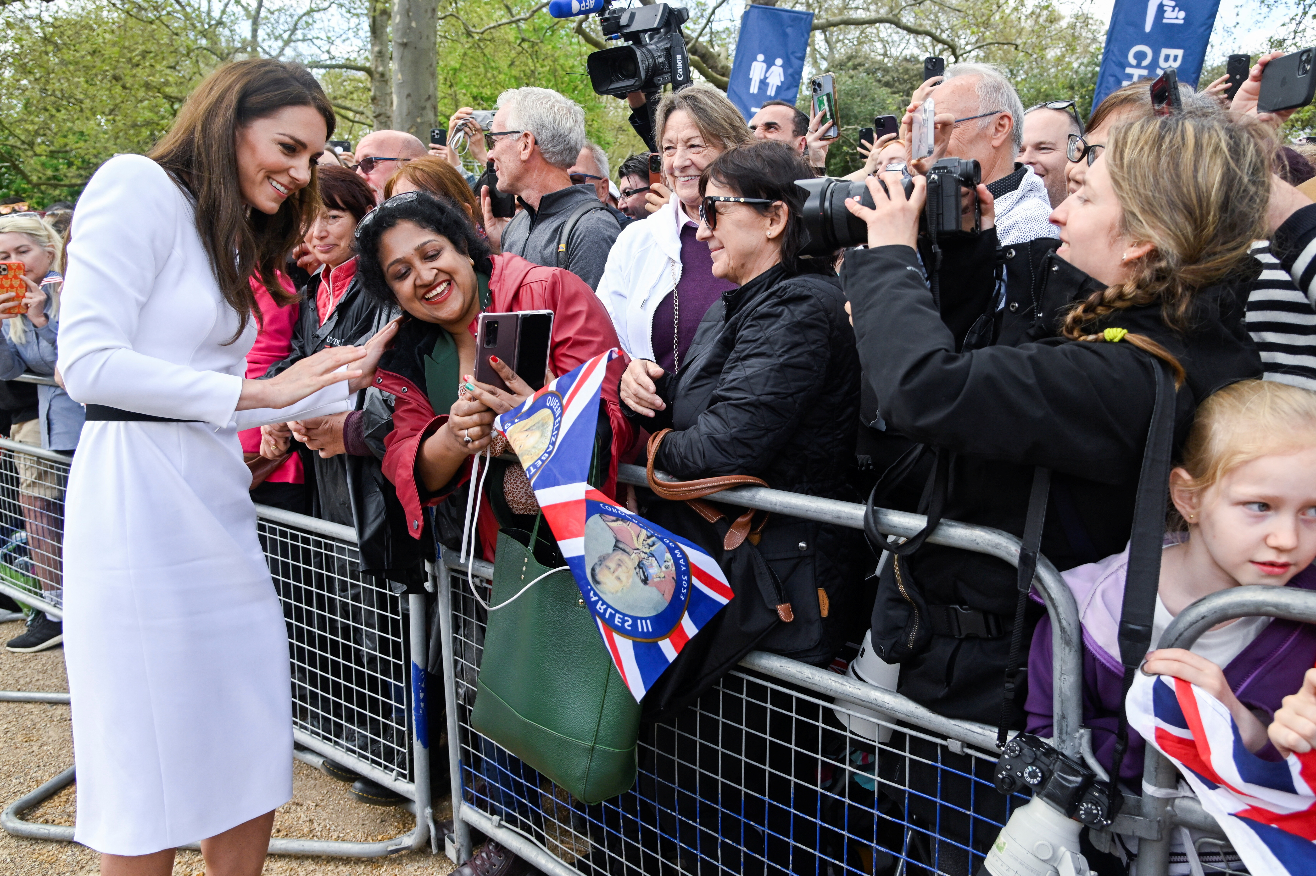 Britain's Catherine, Princess of Wales, meets well-wishers during a walkabout on the Mall outside Buckingham Palace ahead of the coronation of Britain's King Charles and Camilla, Queen Consort, in London, Britain, May 5, 2023. REUTERS/Toby Melville/Pool