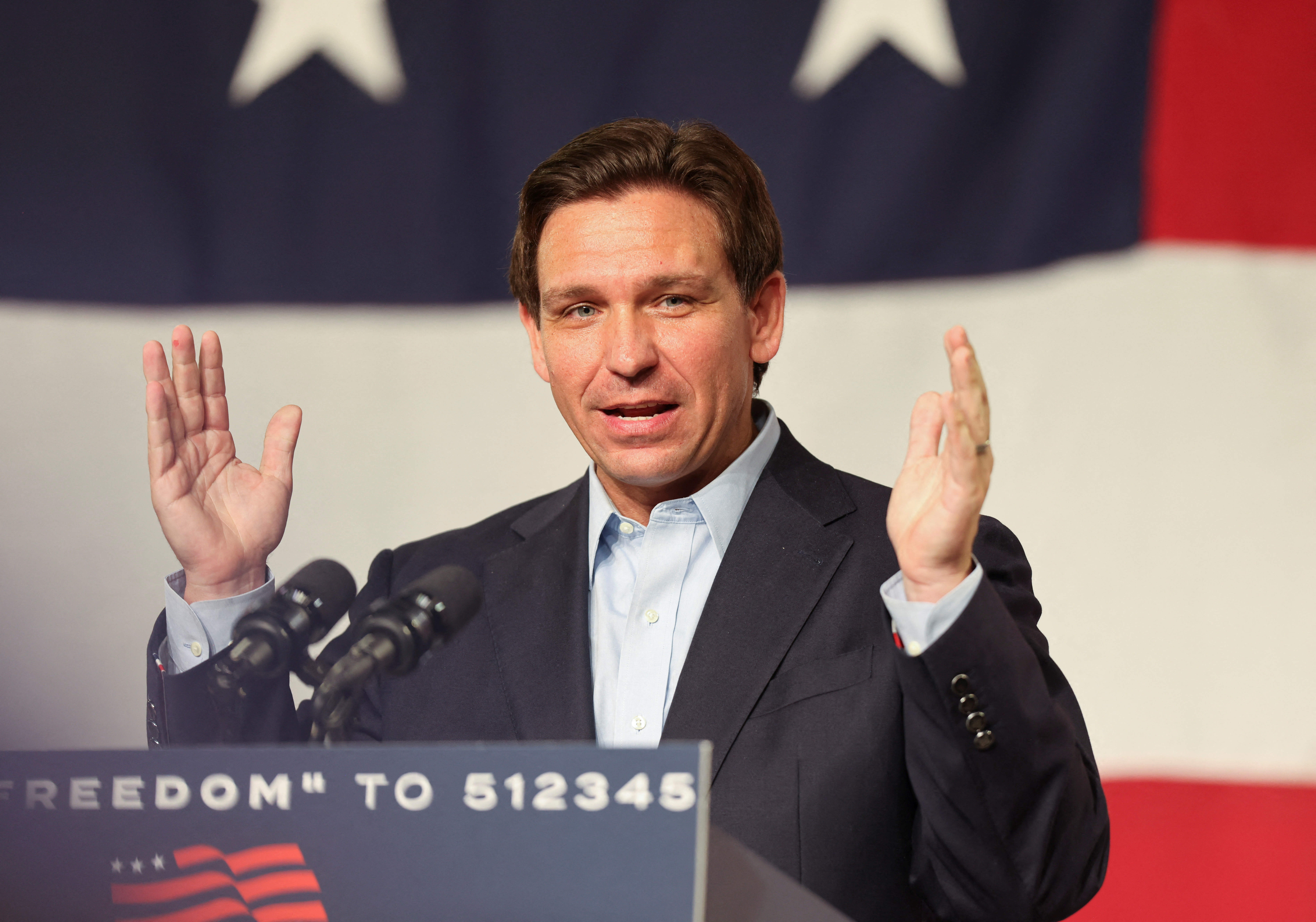 Republican Florida Governor Ron Desantis kicks off his campaign for the 2024 Republican U.S. presidential nomination with an evening campaign rally at the evangelical Eternity church in West Des Moines, Iowa, U.S. May 30, 2023. REUTERS/Scott Morgan