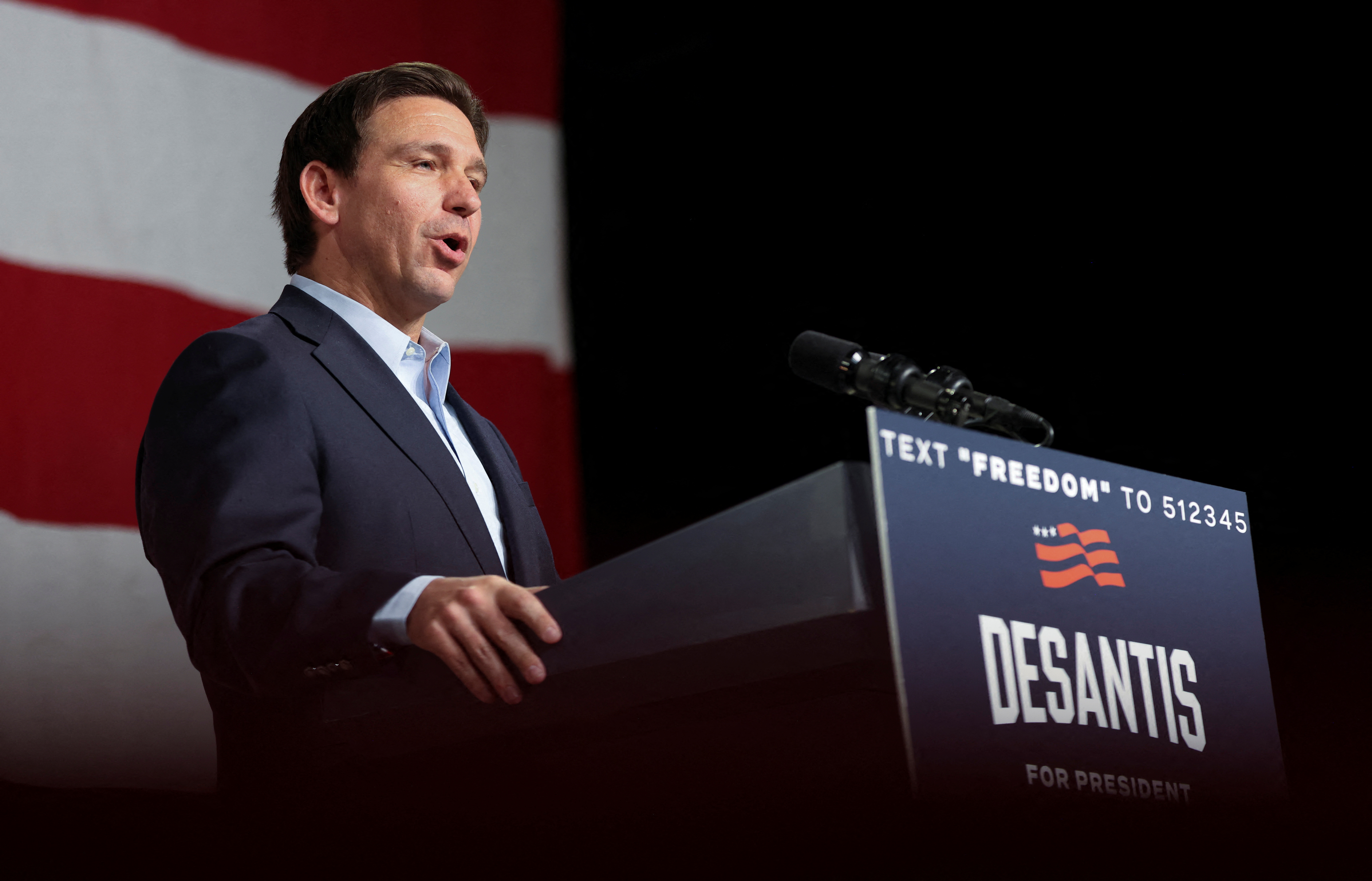 Florida Governor Ron Desantis kicks off his campaign for the 2024 Republican U.S. presidential nomination with his first official campaign event being an evening rally at the evangelical Eternity church in West Des Moines, Iowa, U.S. May 30, 2023. REUTERS/Scott Morgan