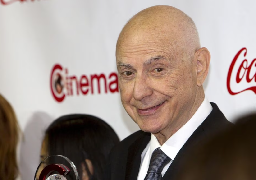Actor Alan Arkin poses during the CinemaCon Big Screen Achievement Awards at Caesars Palace in Las Vegas, Nevada April 23, 2015.