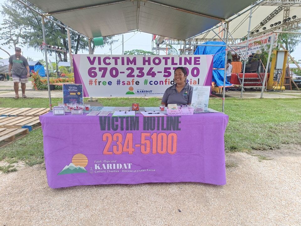 Minerva Wabol of Karidat spreads awareness about the Victim Hotline to the public.