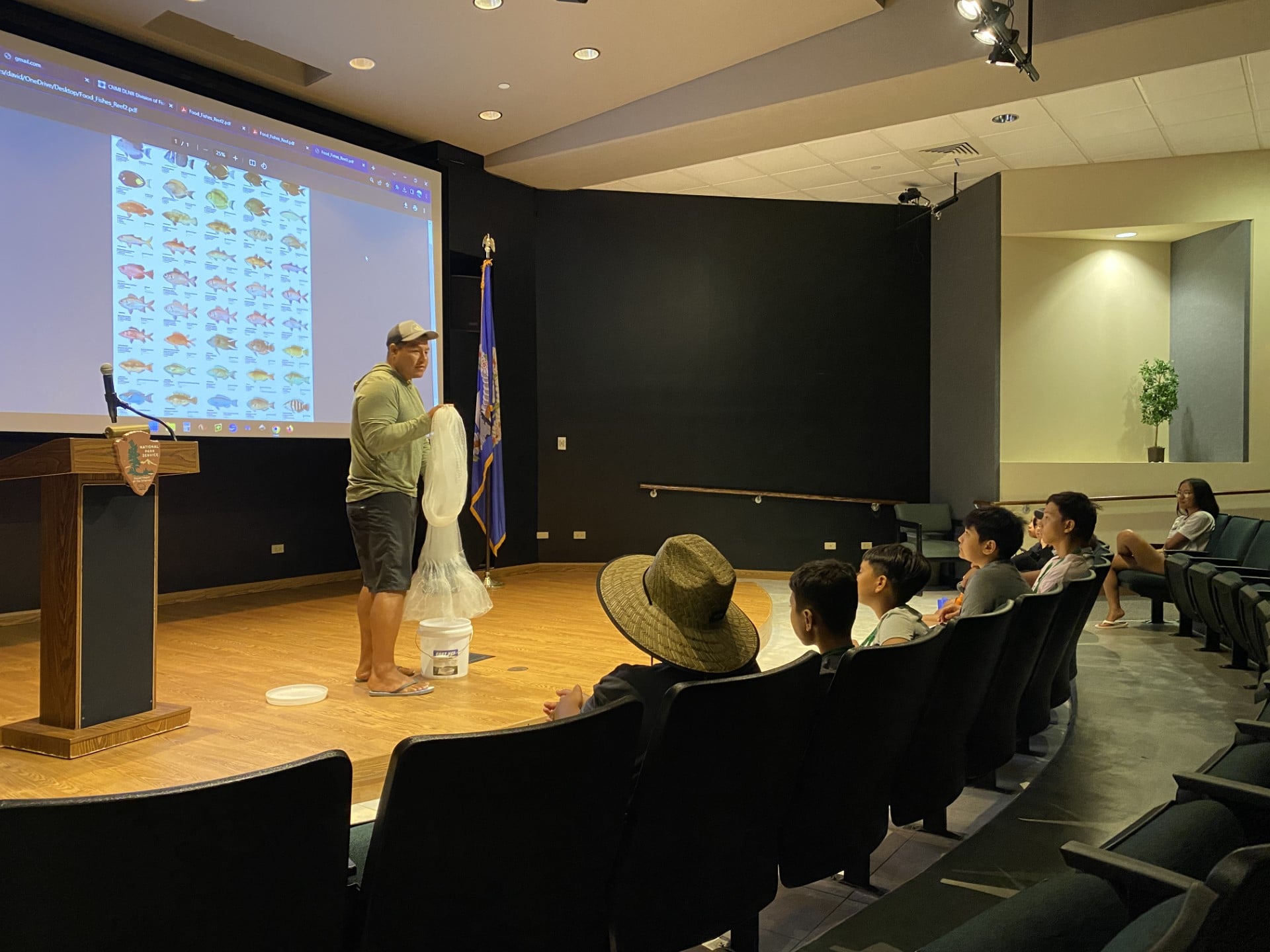 Jeremiah Benevente began the workshop with a short lesson on species targeting and how to hold a talaya.