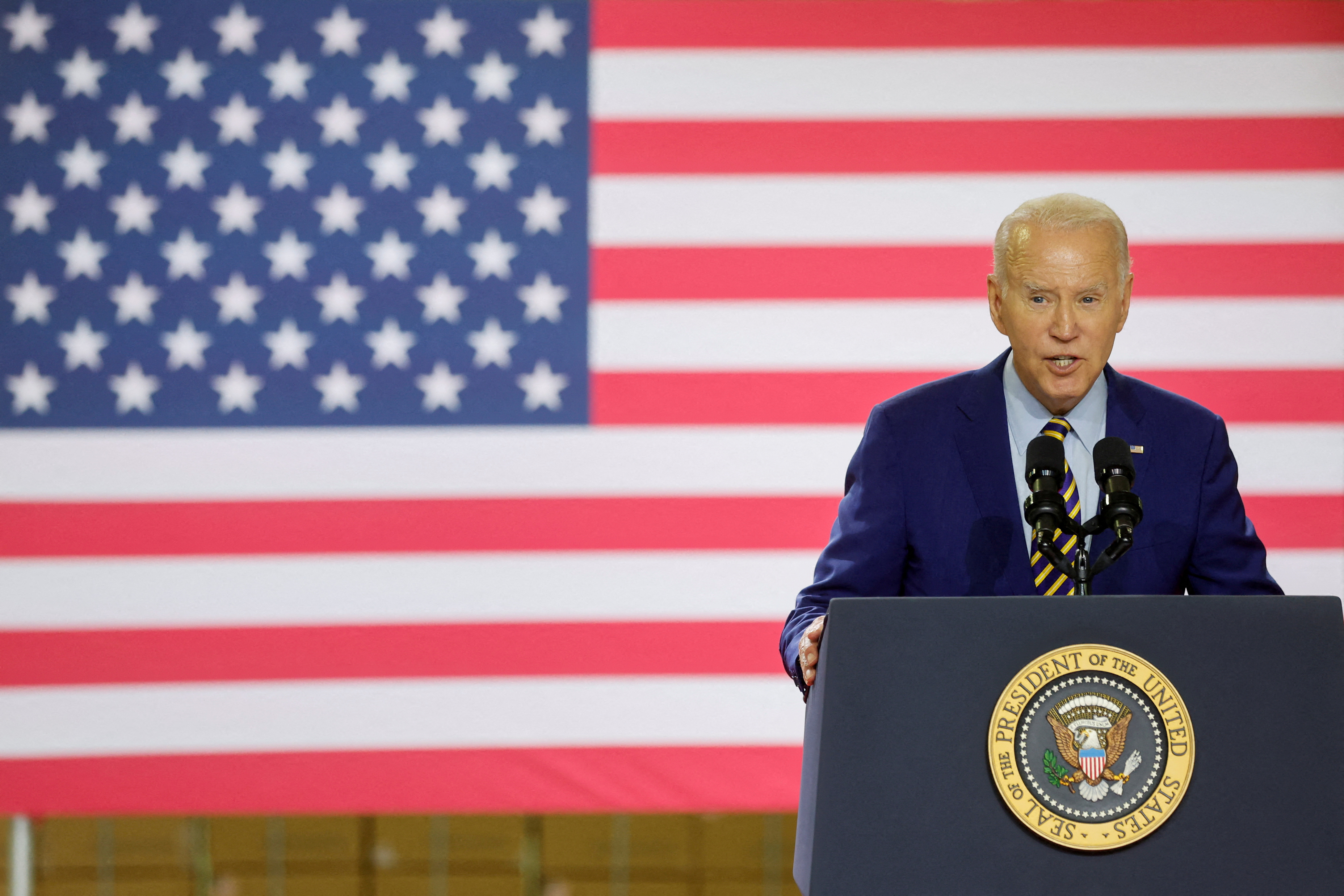U.S. President Joe Biden, delivers remarks on the U.S. economy and his administration's effort to revive American manufacturing, during his visit in Flex LTD, in West Columbia, South Carolina, U.S. July 6, 2023. REUTERS/Jonathan Ernst/File Photo