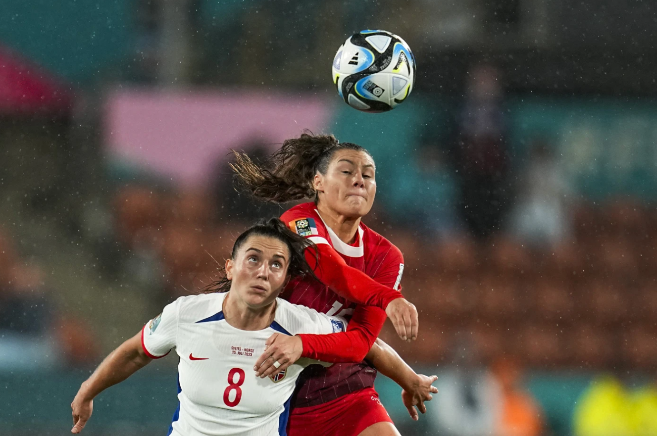 Norway’s Vilde Boe Risa, left, fights for a high ball with Switzerland’s Ramona Bachman during a Women’s World Cup Group A soccer match in Hamilton, New Zealand, Tuesday, July 25, 2023.
