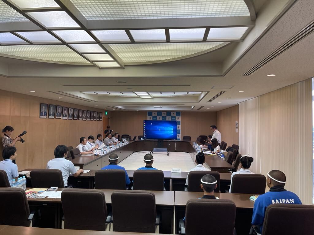 Saipan Mayor RB Camacho addresses Katori City Mayor Tomonori Ito and his staff at the Katori City Hall.