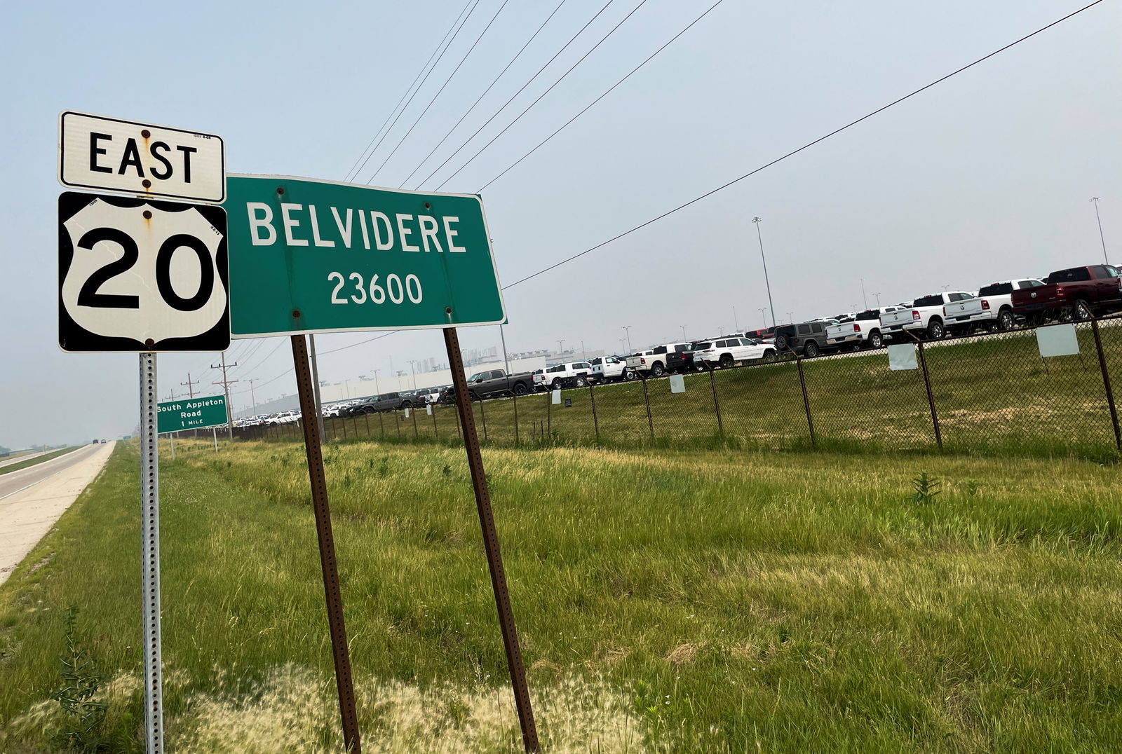 Jeep Cherokee SUV's and Ram trucks fill the parking lot at the Stellantis plant that was idled in February 2023, in Belvidere, Illinois, U.S., June 27, 2023. REUTERS/Bianca Flowers