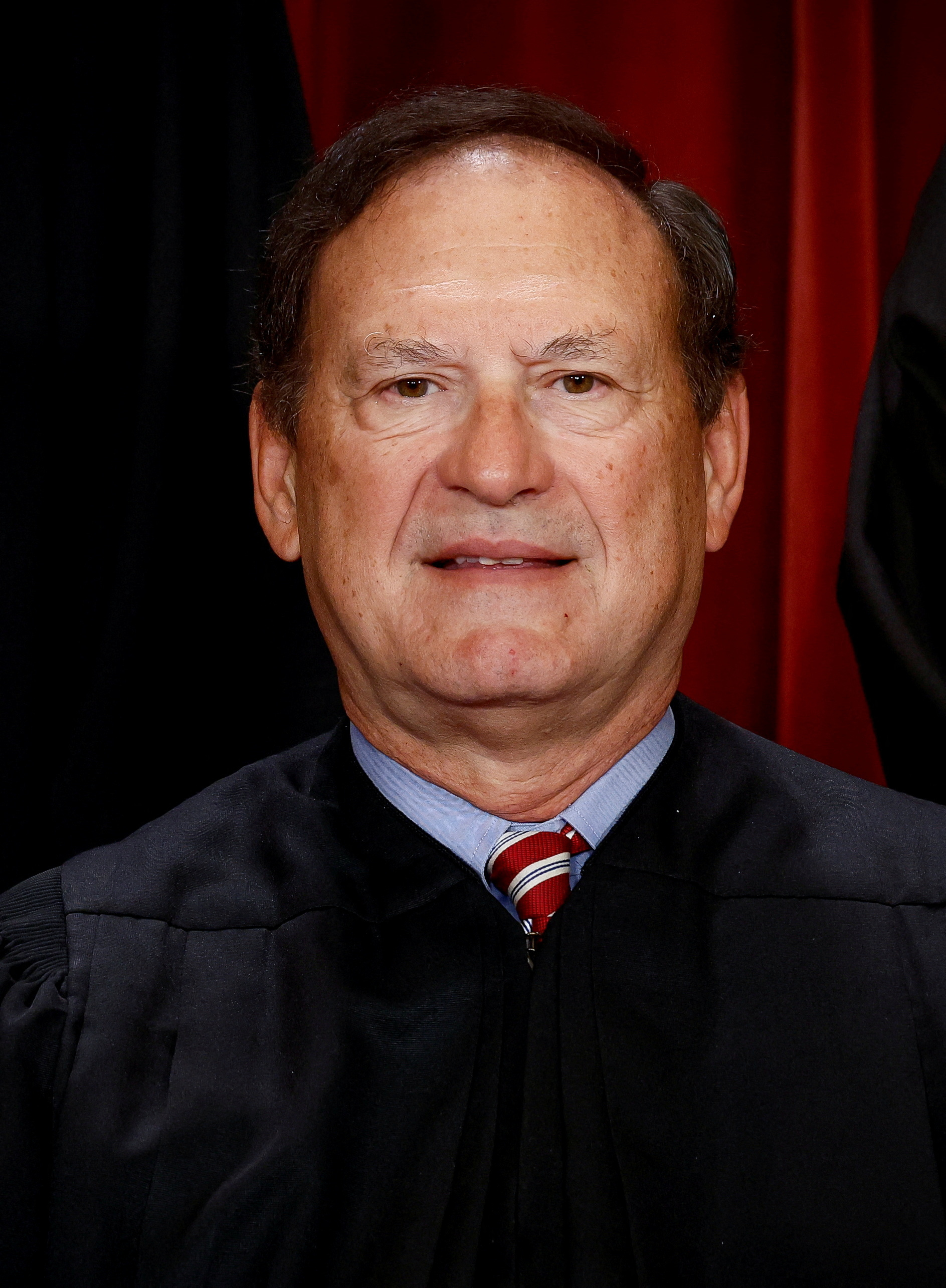 U.S. Supreme Court Associate Justice Samuel A. Alito Jr. poses during a group portrait at the Supreme Court in Washington, U.S., October 7, 2022. REUTERS/Evelyn Hockstein/File Photo