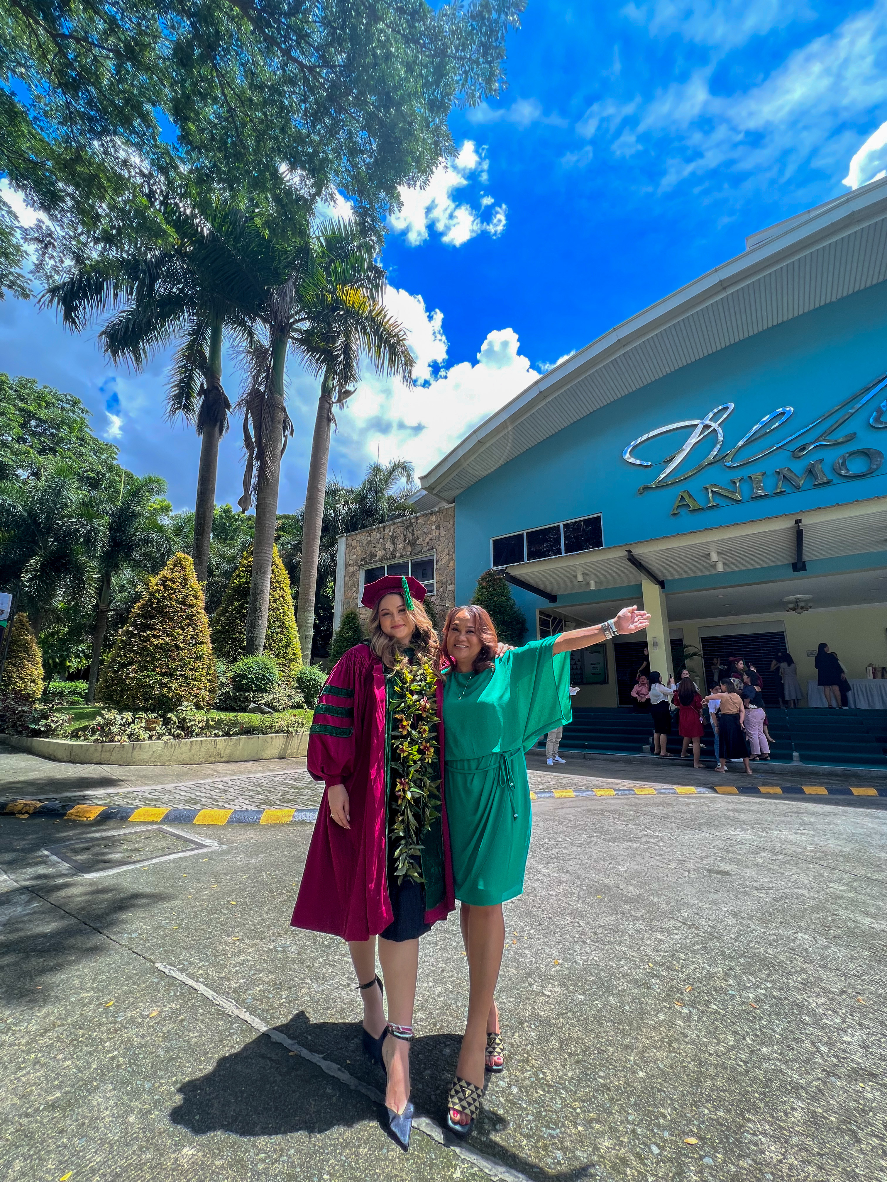 Melody Johnson with her mother, Delia Johnson.