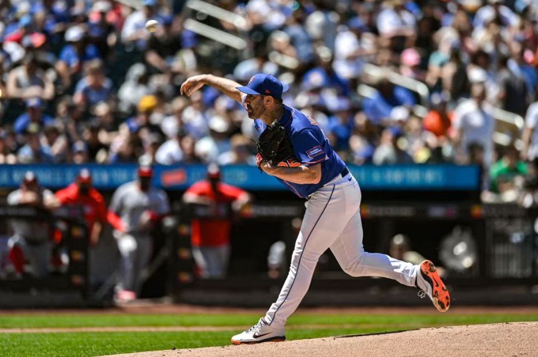 New York Mets starting pitcher Justin Verlander (35) pitches during the first inning against the Washington Nationals at Citi Field in New York City on July 30, 2023.