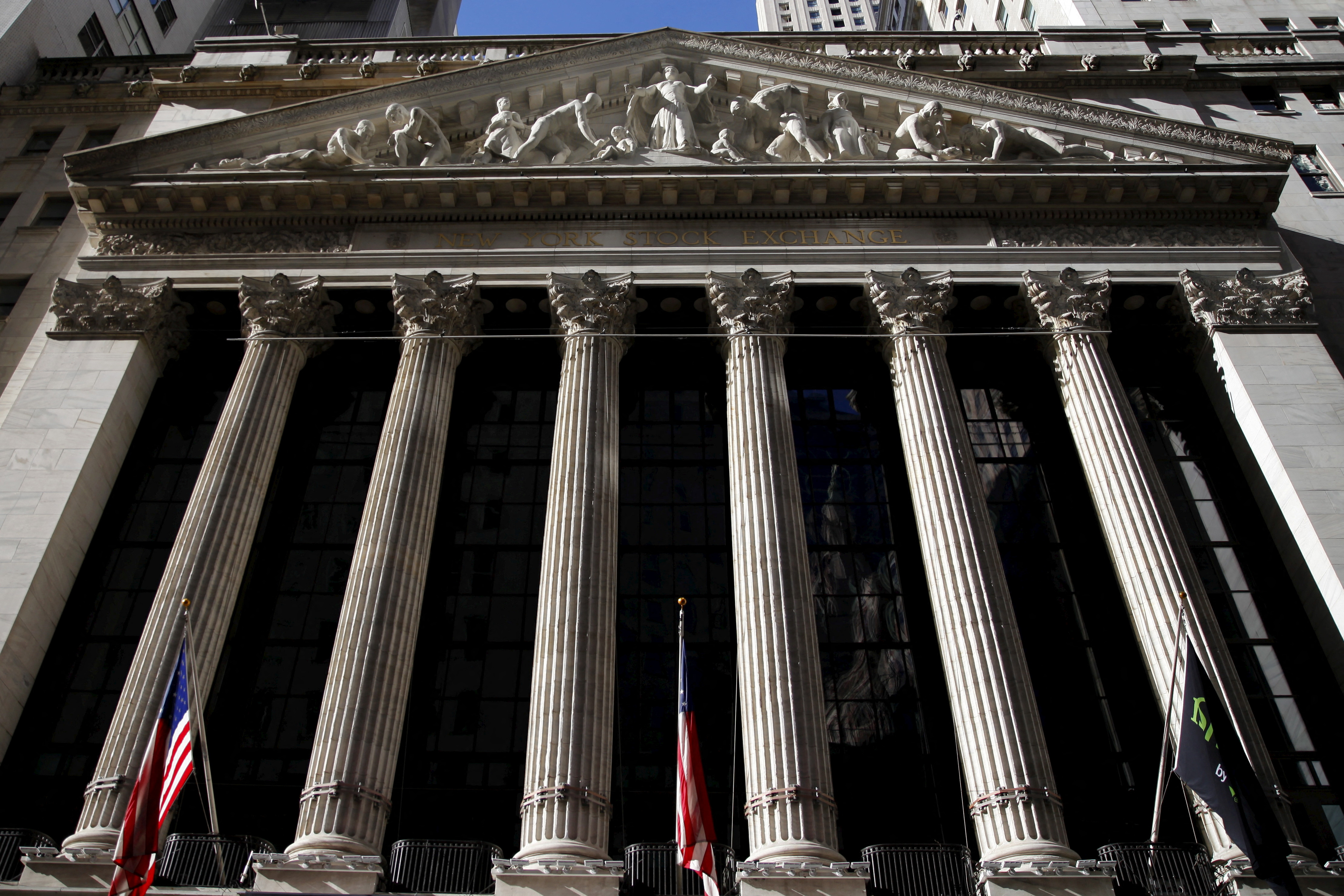 The New York Stock Exchange building is seen from Broad Street in Lower Manhattan in New York, January 20, 2016. REUTERS/Mike Segar/File Photo