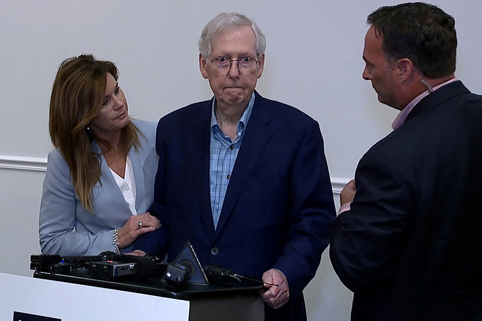 Top U.S. Senate Republican Mitch McConnell appears to freeze up for more than 30 seconds during a public appearance before he was escorted away, the second such incident in a little more than a month, after an event with the Northern Kentucky Chamber of Commerce in Covington, Kentucky, U.S. August 30, 2023 in a still image from video. ABC Affiliate WCPO via REUTERS