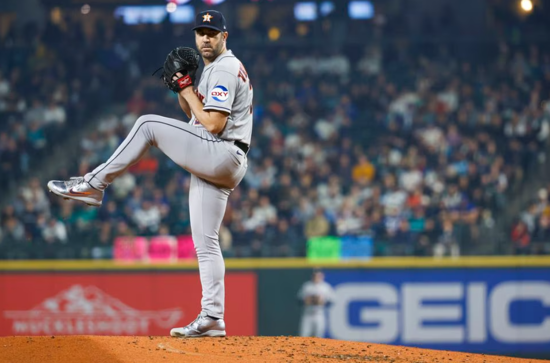 Houston Astros starting pitcher Justin Verlander (35) throws against the Seattle Mariners during the second inning at T-Mobile Park in Seattle, Washington, Sept. 25, 2023.