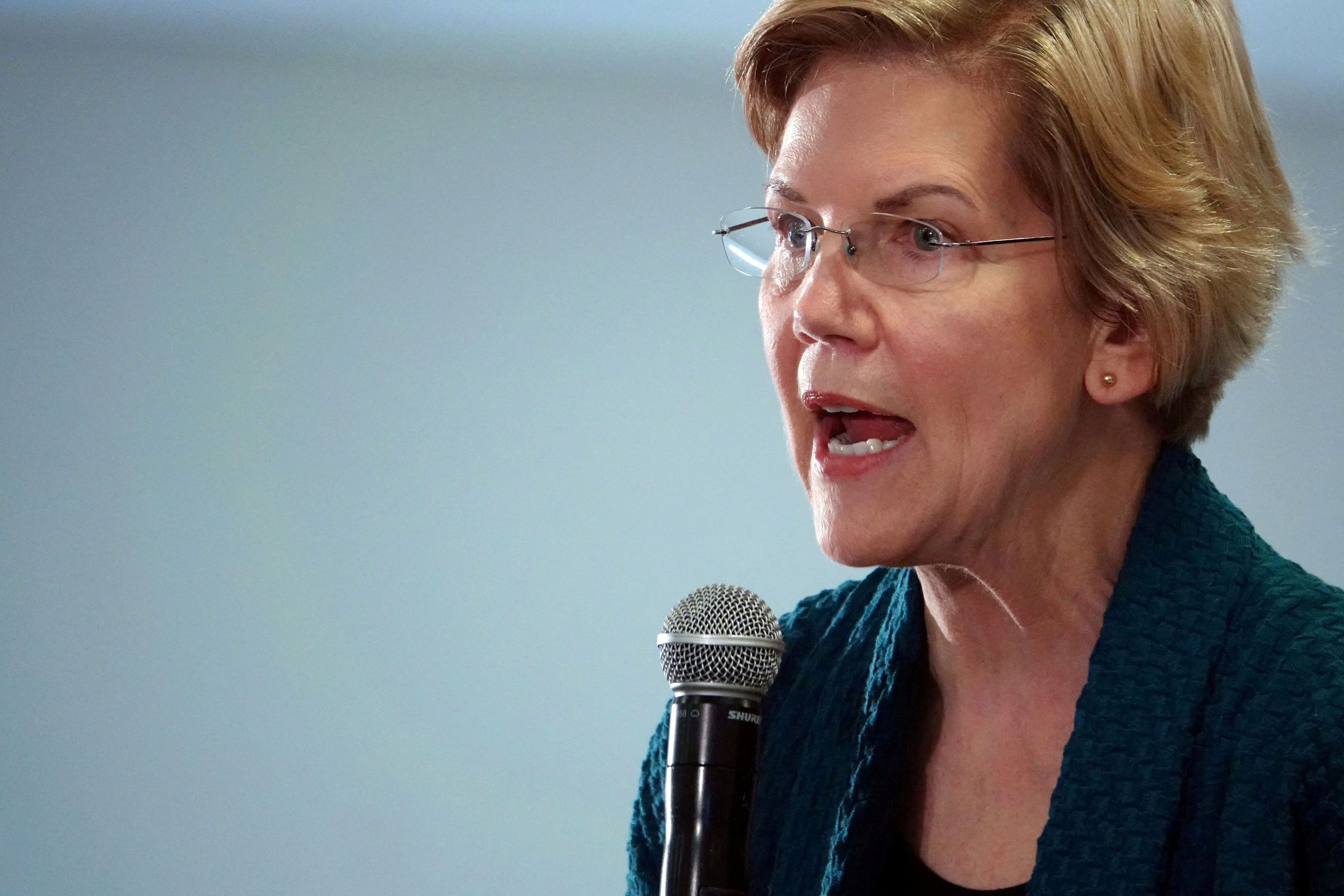 Democratic 2020 U.S. presidential candidate and U.S. Senator Elizabeth Warren (D-MA) speaks to supporters in Memphis, Tennessee, U.S. March 17, 2019. 