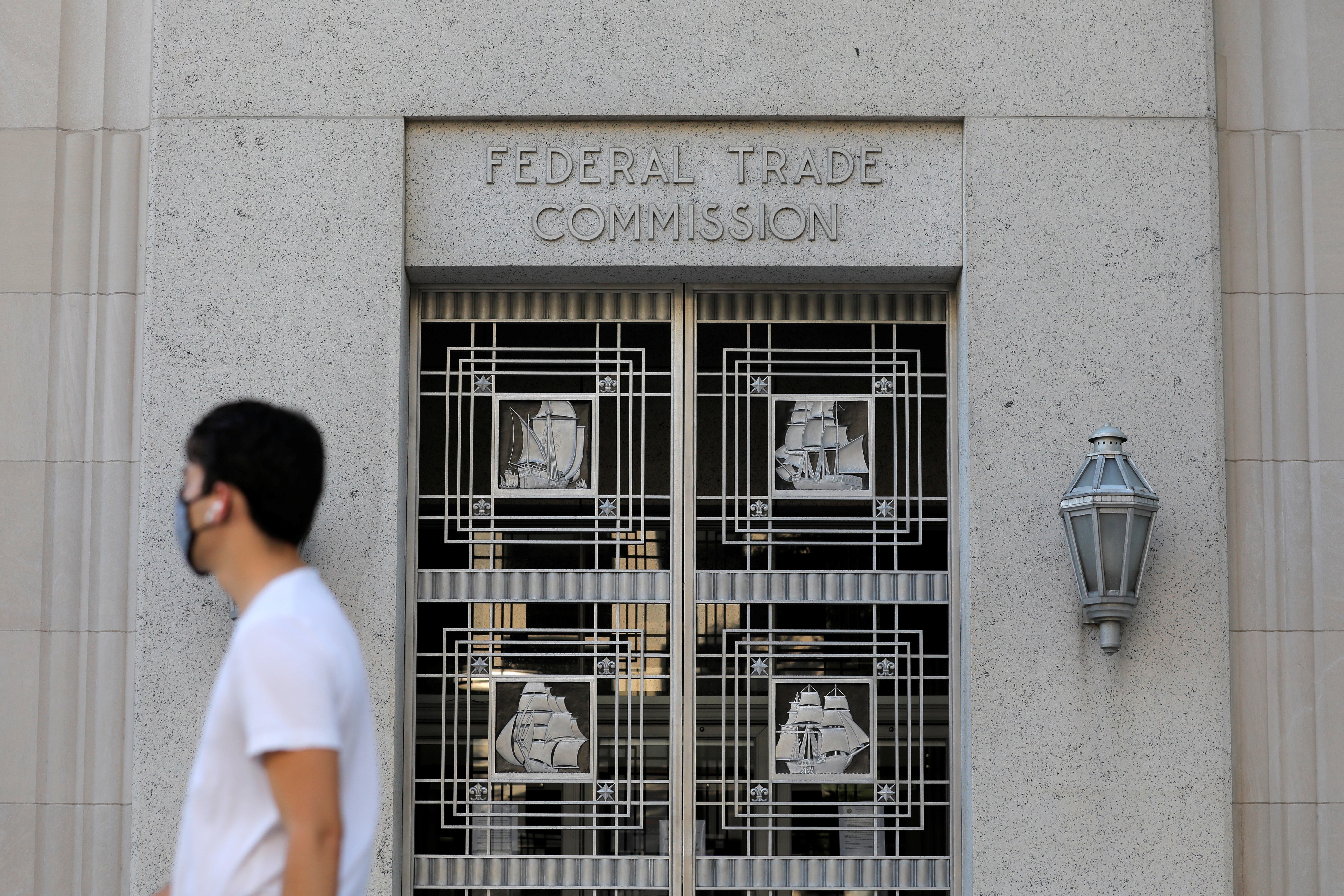 Signage is seen at the Federal Trade Commission headquarters in Washington, D.C., U.S., August 29, 2020. REUTERS/Andrew Kelly