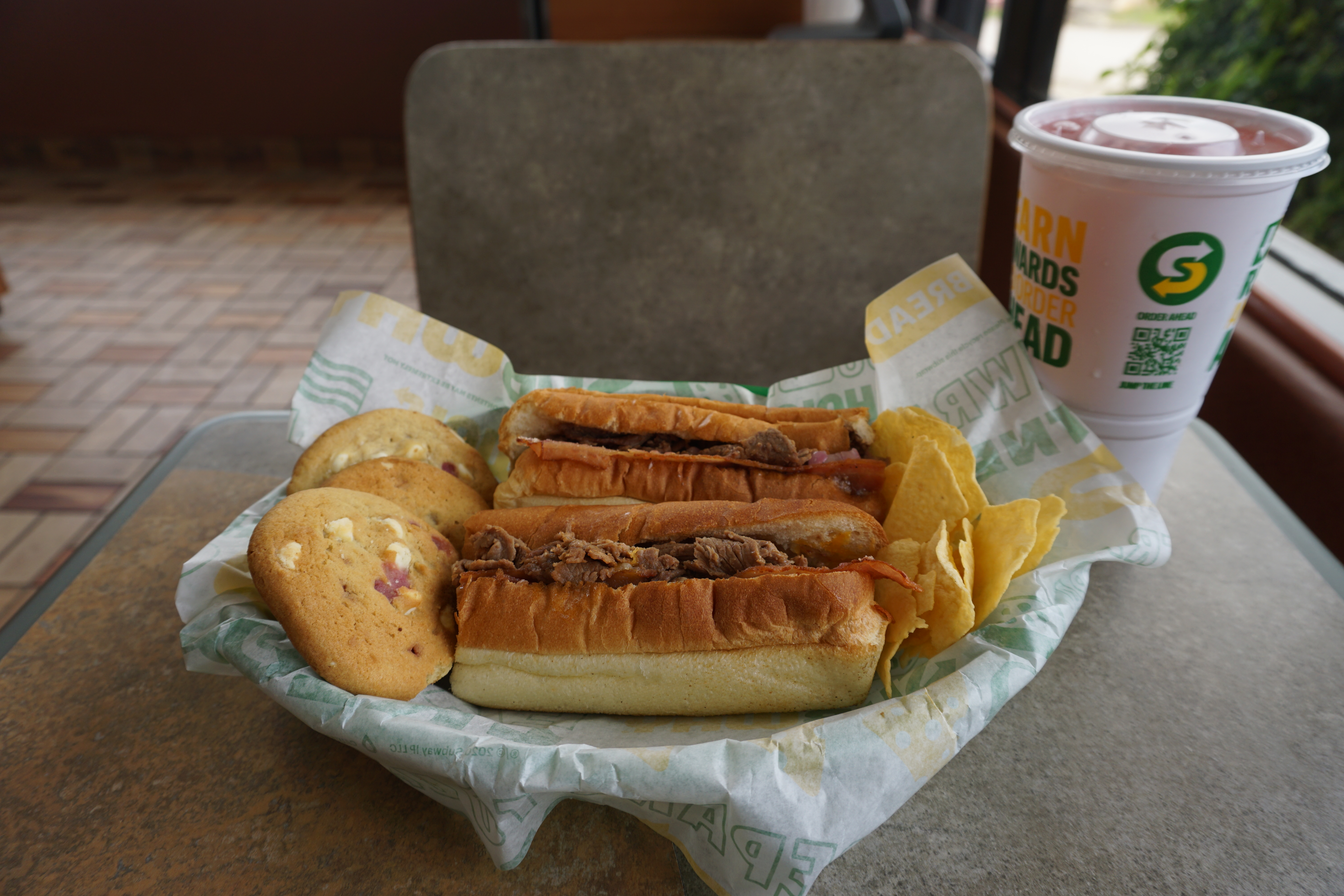 I feel like if you're bulking and hit a heavy day at the gym and then crush your work out, you should order a #3 The Monster as a reward. 