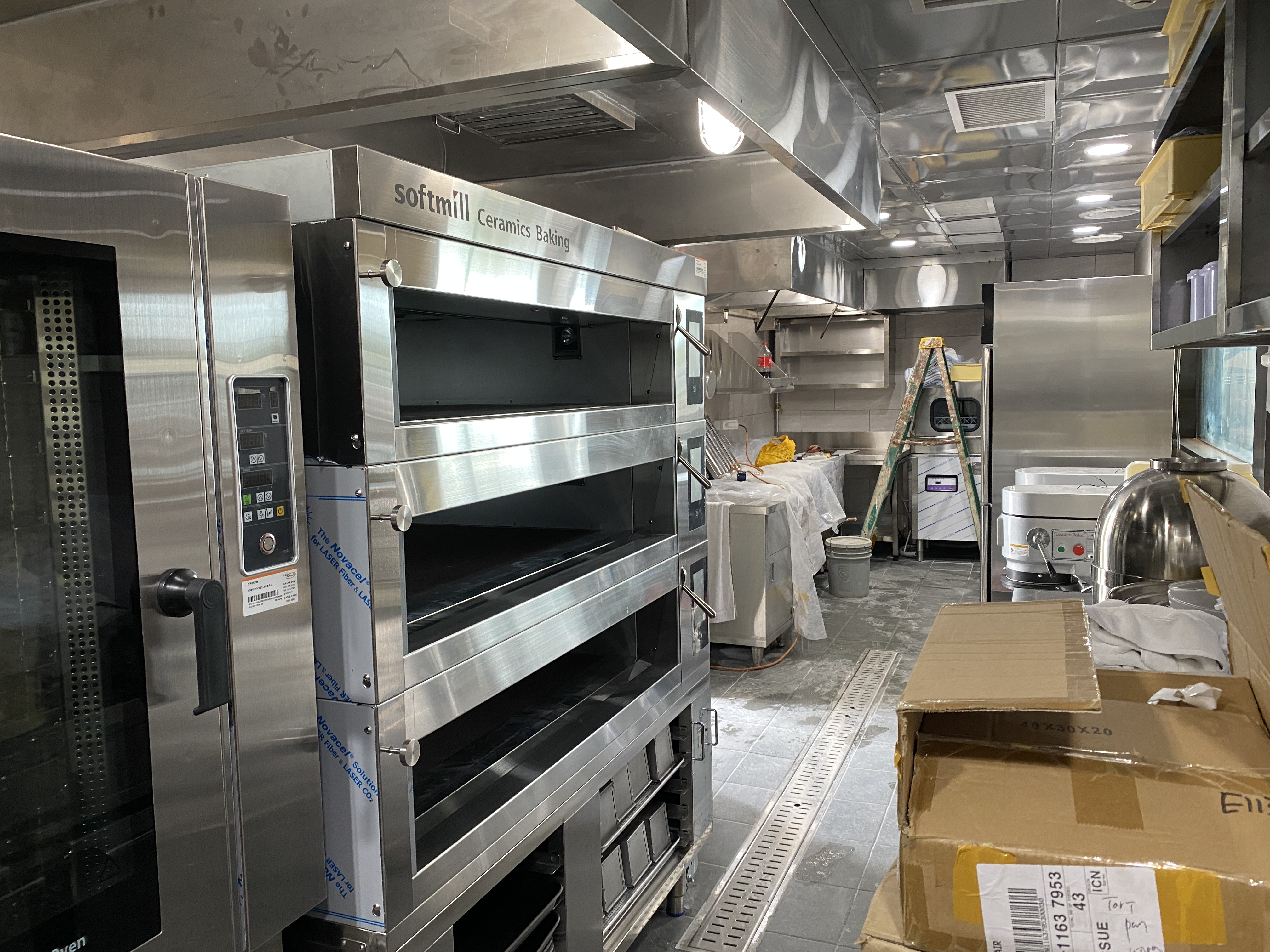 Breads, cakes, and pastries will be prepared daily at Ohas Boulangerie & Café.