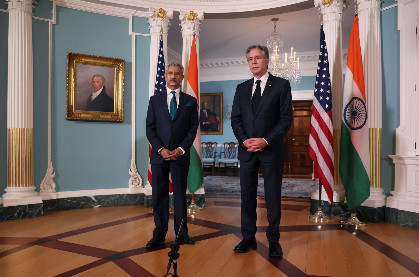 U.S. Secretary of State Antony Blinken and India's External Affairs Minister Subrahmanyam Jaishankar say a few words to the news media as they meet at the State Department in Washington, U.S., September 28, 2023. 