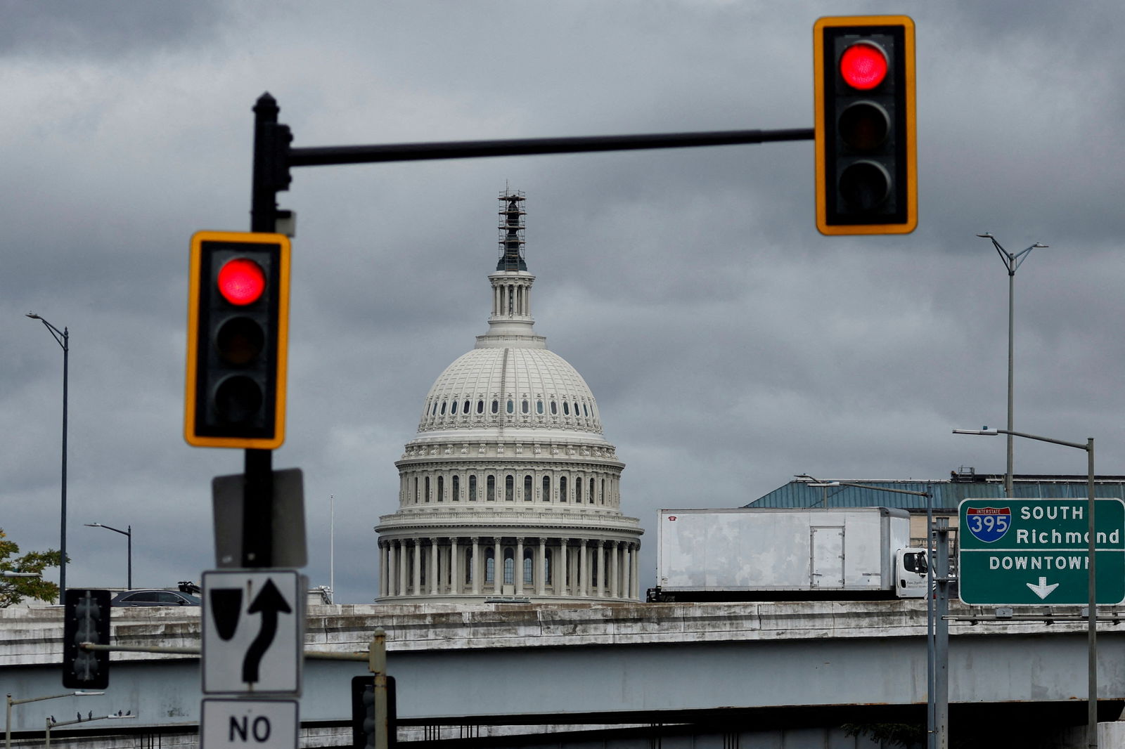A general view of the U.S. Capitol, where Congress will return Tuesday to deal with a series of spending bills before funding runs out and triggers a partial U.S. government shutdown, in Washington, U.S. September 25, 2023. 