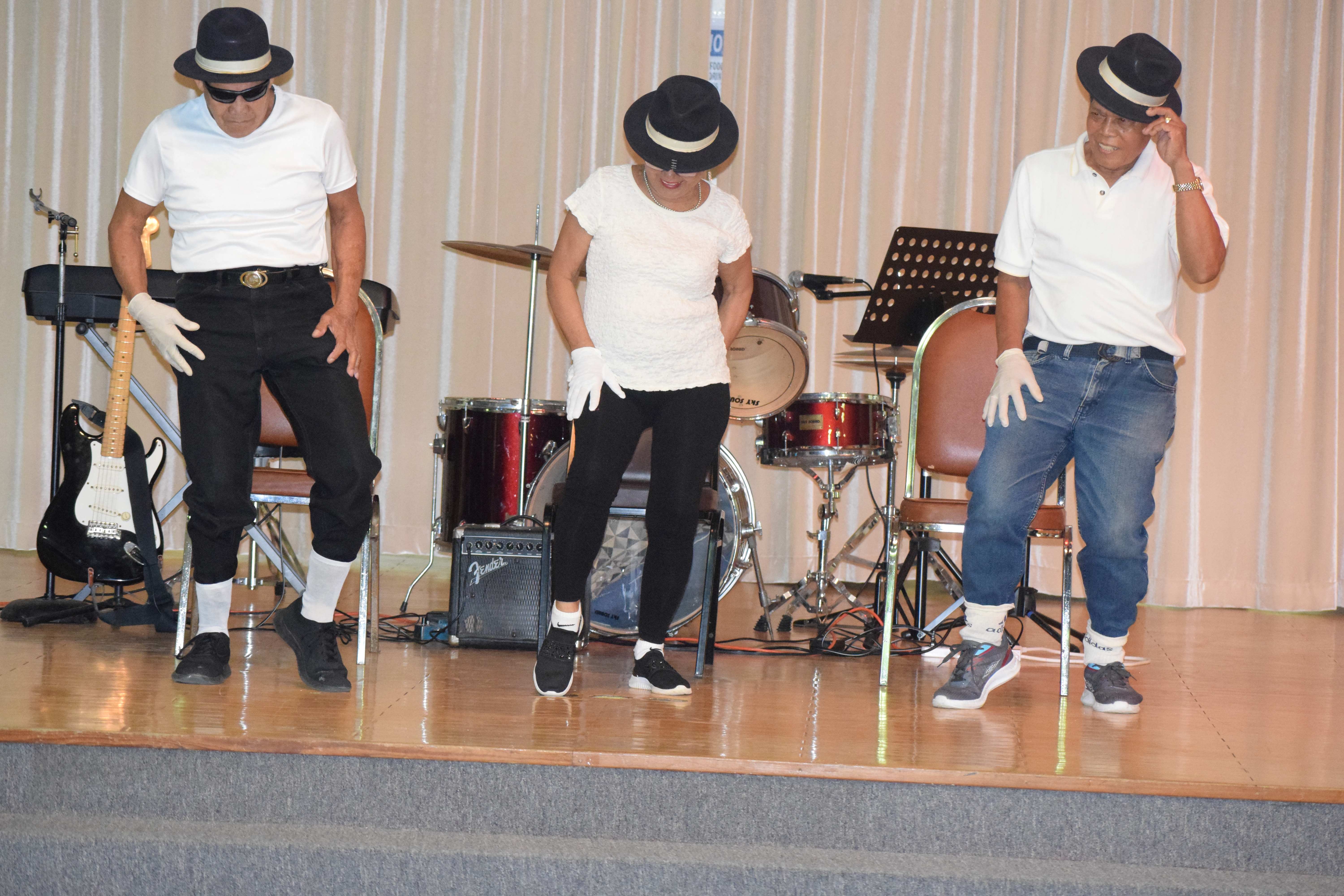 Senior citizens Tom Bondoc, Lourdes Garcia and Lito Asuncion perform Michael Jackson's “Billie Jean.”