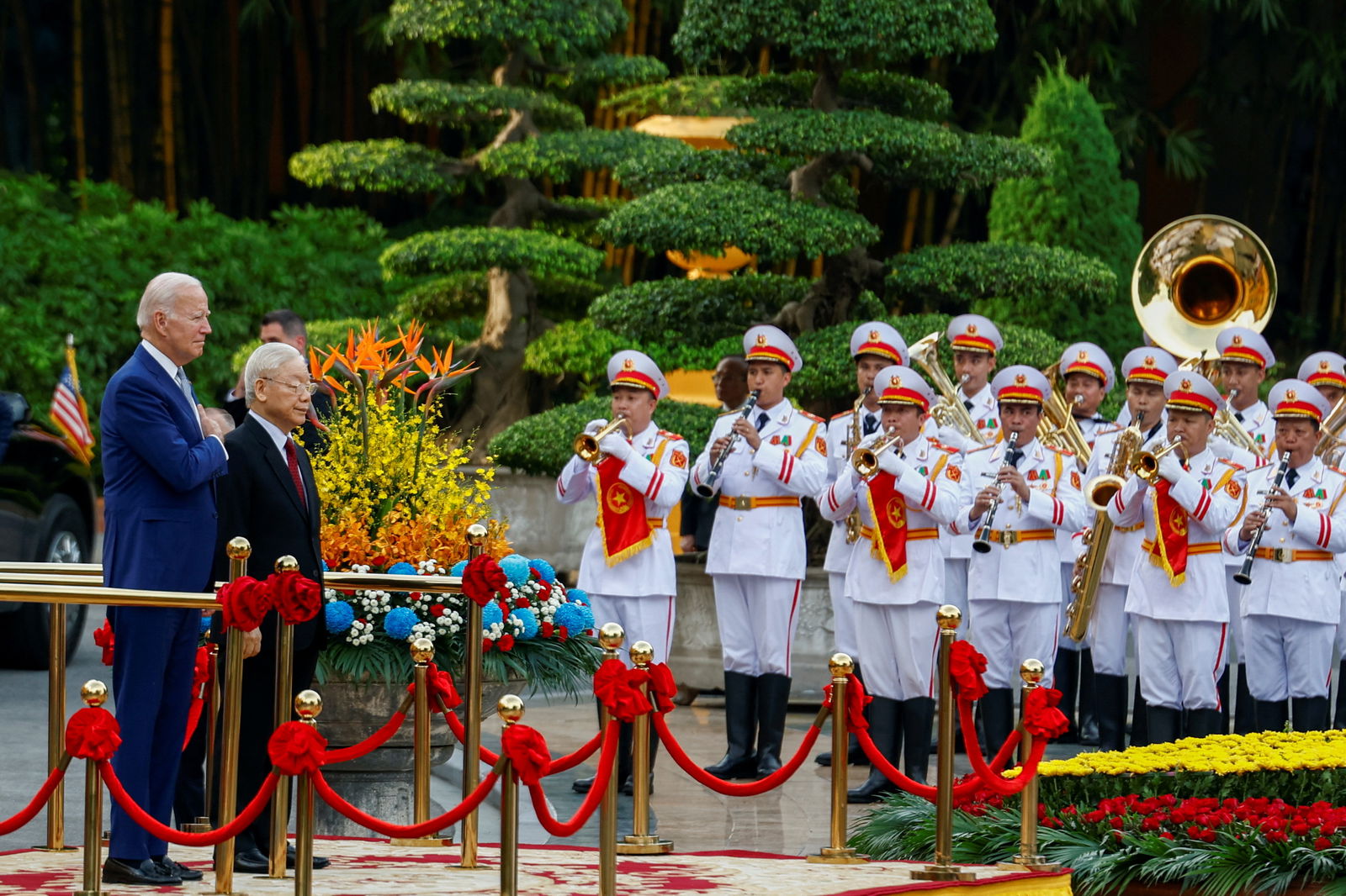 U.S. President Joe Biden participates in a welcome ceremony hosted by Vietnam's Communist Party General Secretary Nguyen Phu Trong, at the Presidential Palace in Hanoi, Vietnam, September 10, 2023. REUTERS/Evelyn Hockstein