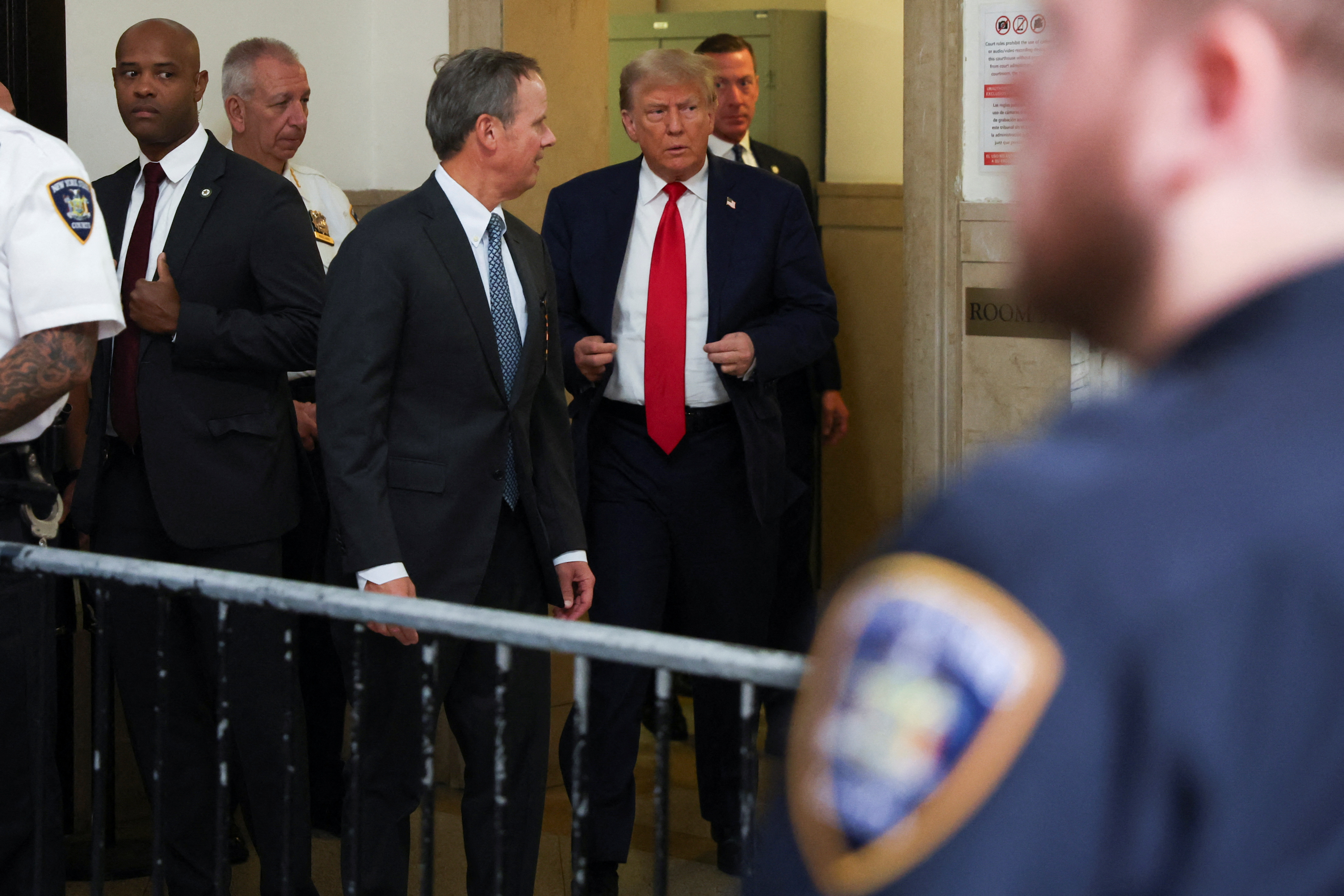 Former U.S. President Donald Trump arrives at a Manhattan courthouse, where he attends the trial of himself, his adult sons, the Trump Organization and others in a civil fraud case brought by state Attorney General Letitia James, in New York City, U.S., October 3, 2023. 