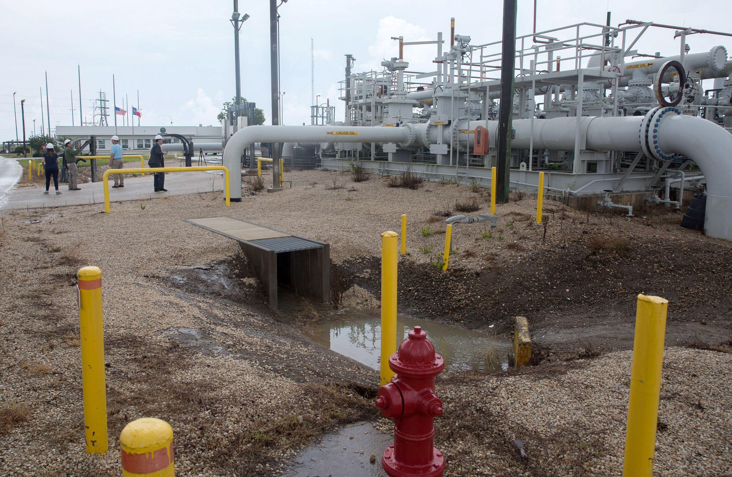 Department of Energy officials lead reporters on a tour of the Strategic Petroleum Reserve in Freeport, Texas, U.S. June 9, 2016. 