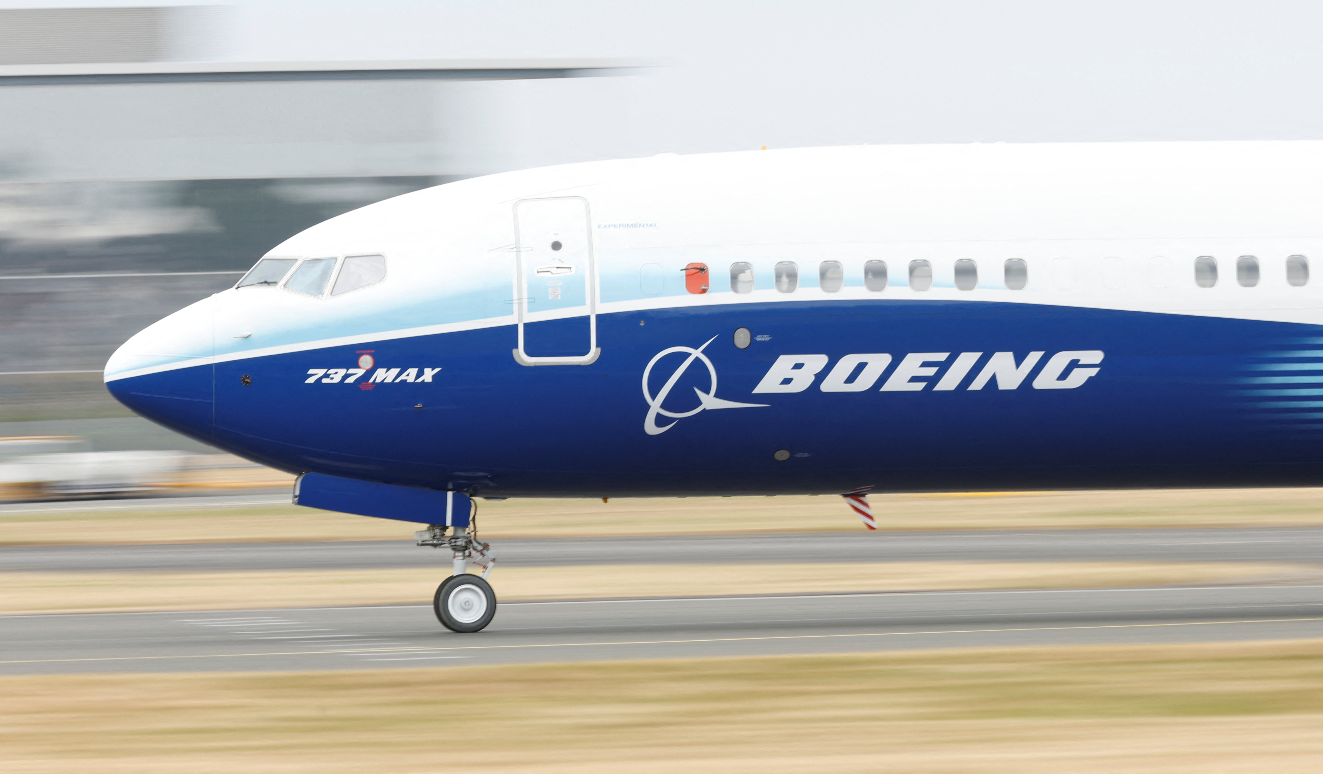 A Boeing 737 Max aircraft during a display at the Farnborough International Airshow, in Farnborough, Britain, July 20, 2022. 