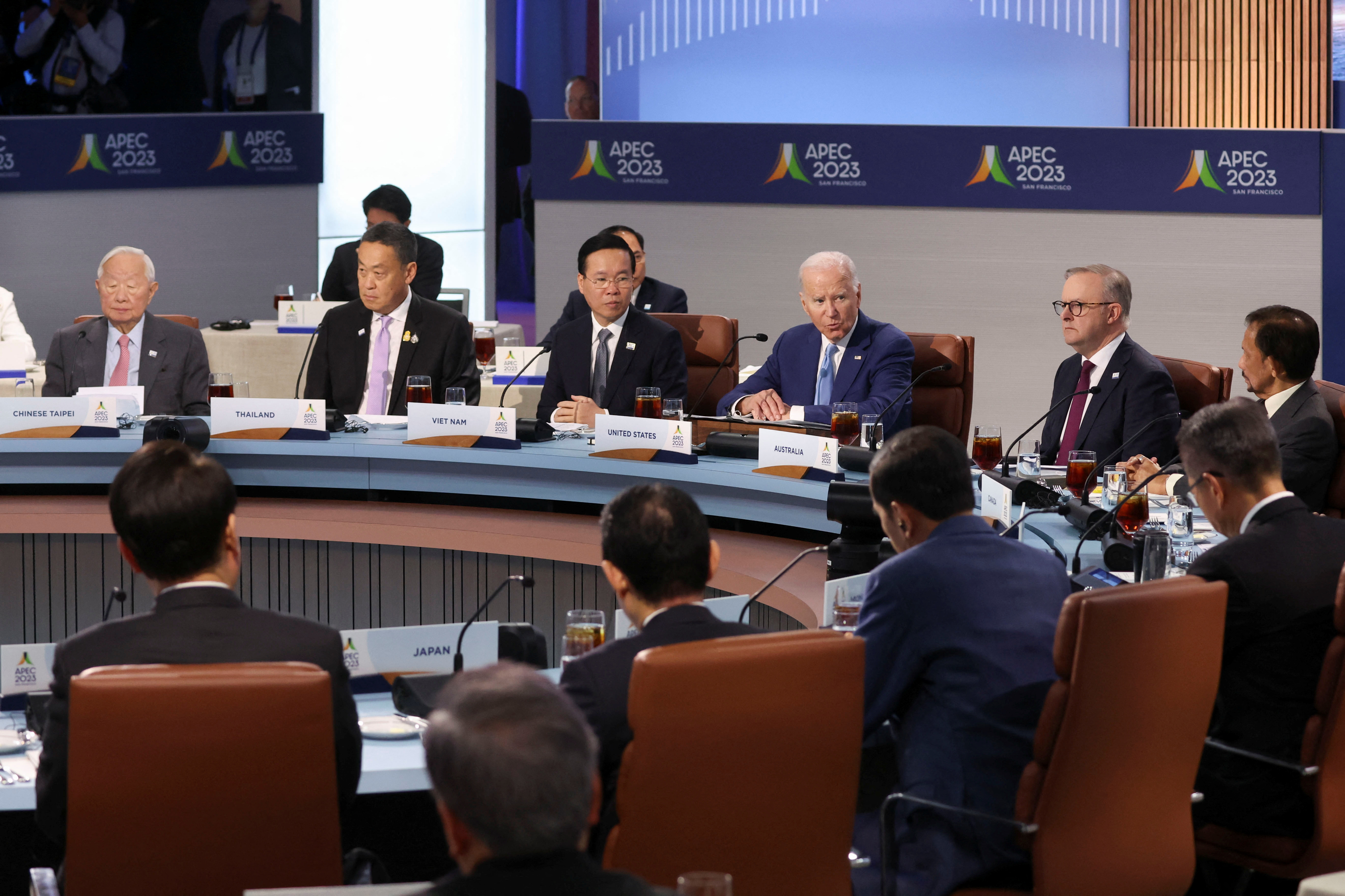 U.S. President Joe Biden addresses leaders at a plenary meeting during Asia-Pacific Economic Cooperation (APEC) CEO Summit in San Francisco, California, U.S. November 16, 2023. 