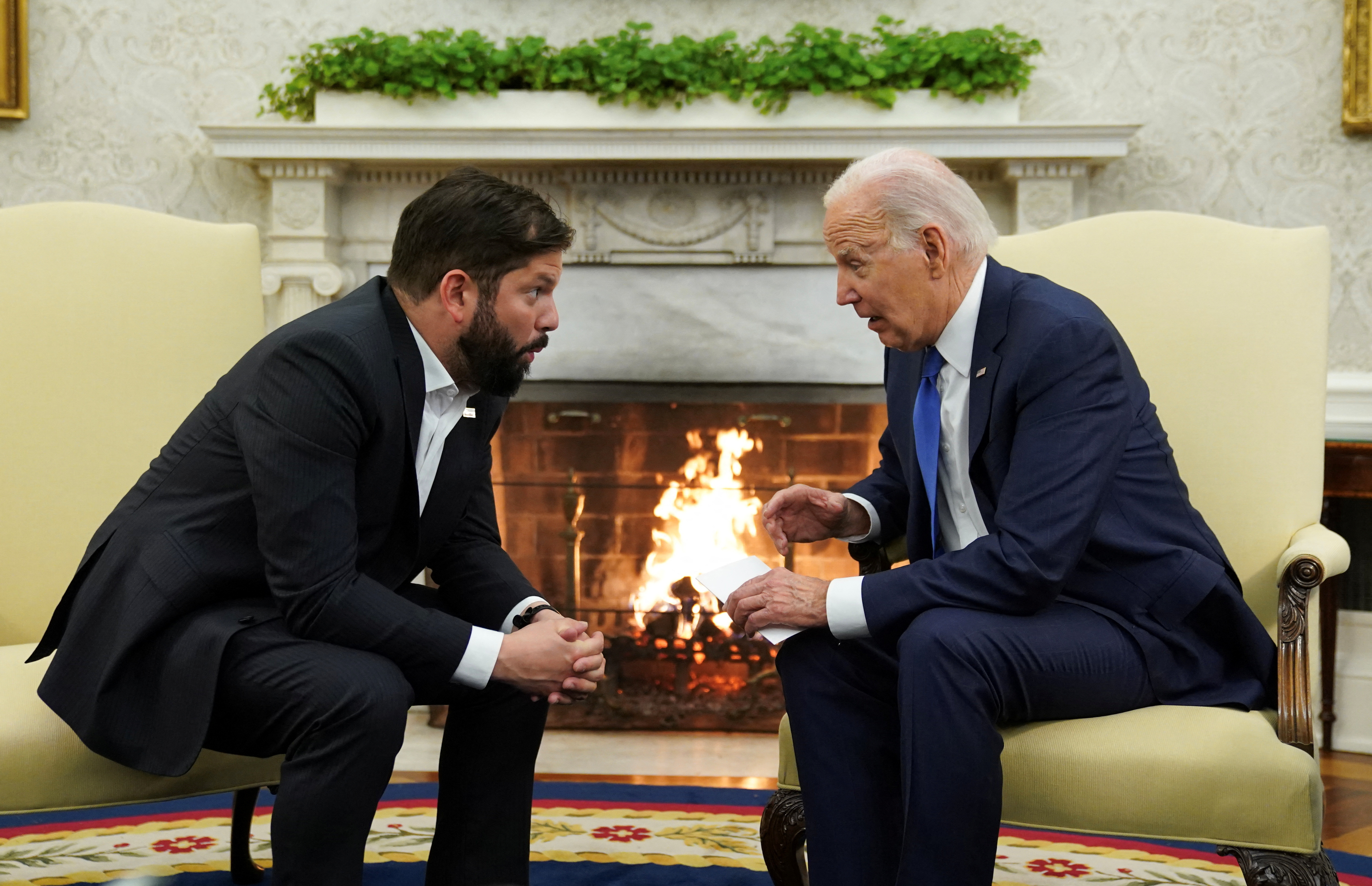 U.S. President Joe Biden meets with Chilean President Gabriel Boric in the Oval Office of the White House in Washington, U.S., November 2, 2023. 