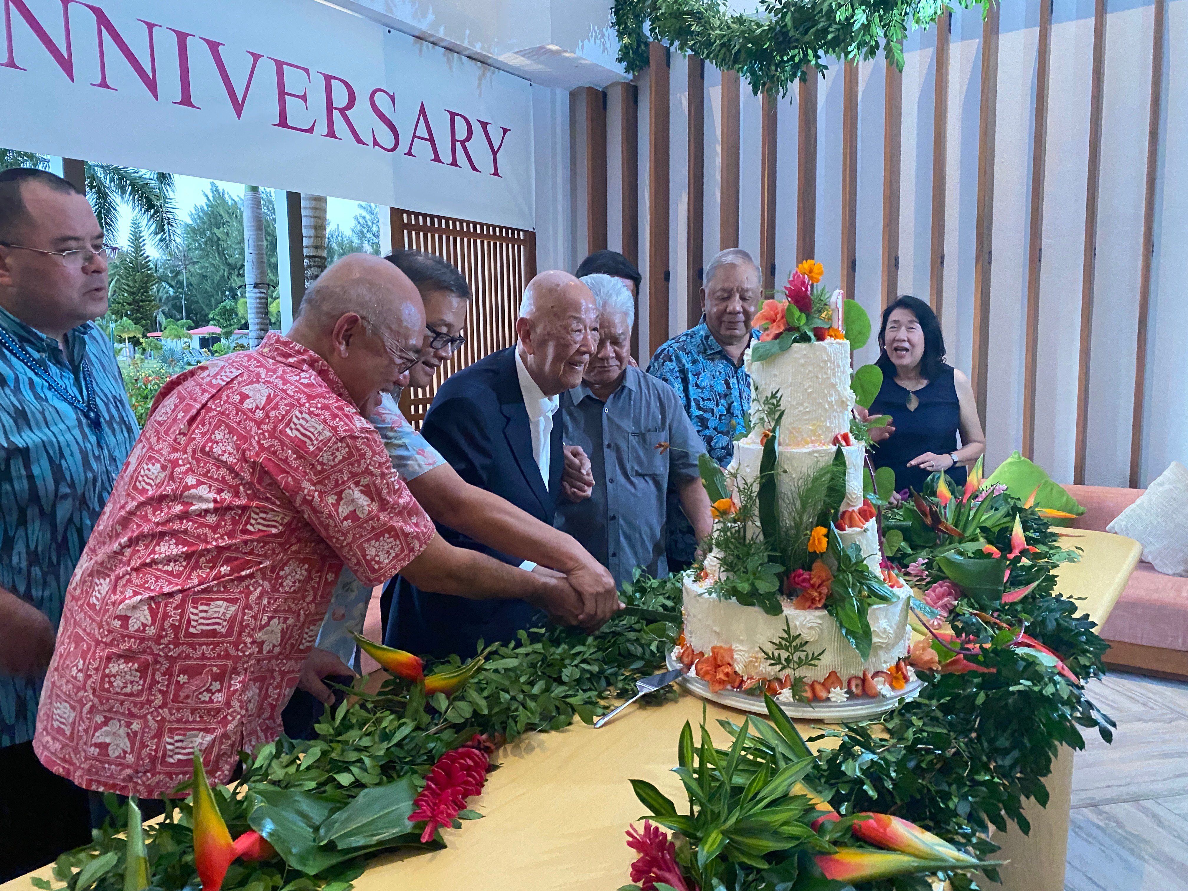 Gov. Arnold I. Palacios and other CNMI officials look on as Dr. Tan Siu Lin and other Tan Holdings executives slice a cake during the first anniversary celebration of Crowne Plaza Resort on Wednesday.