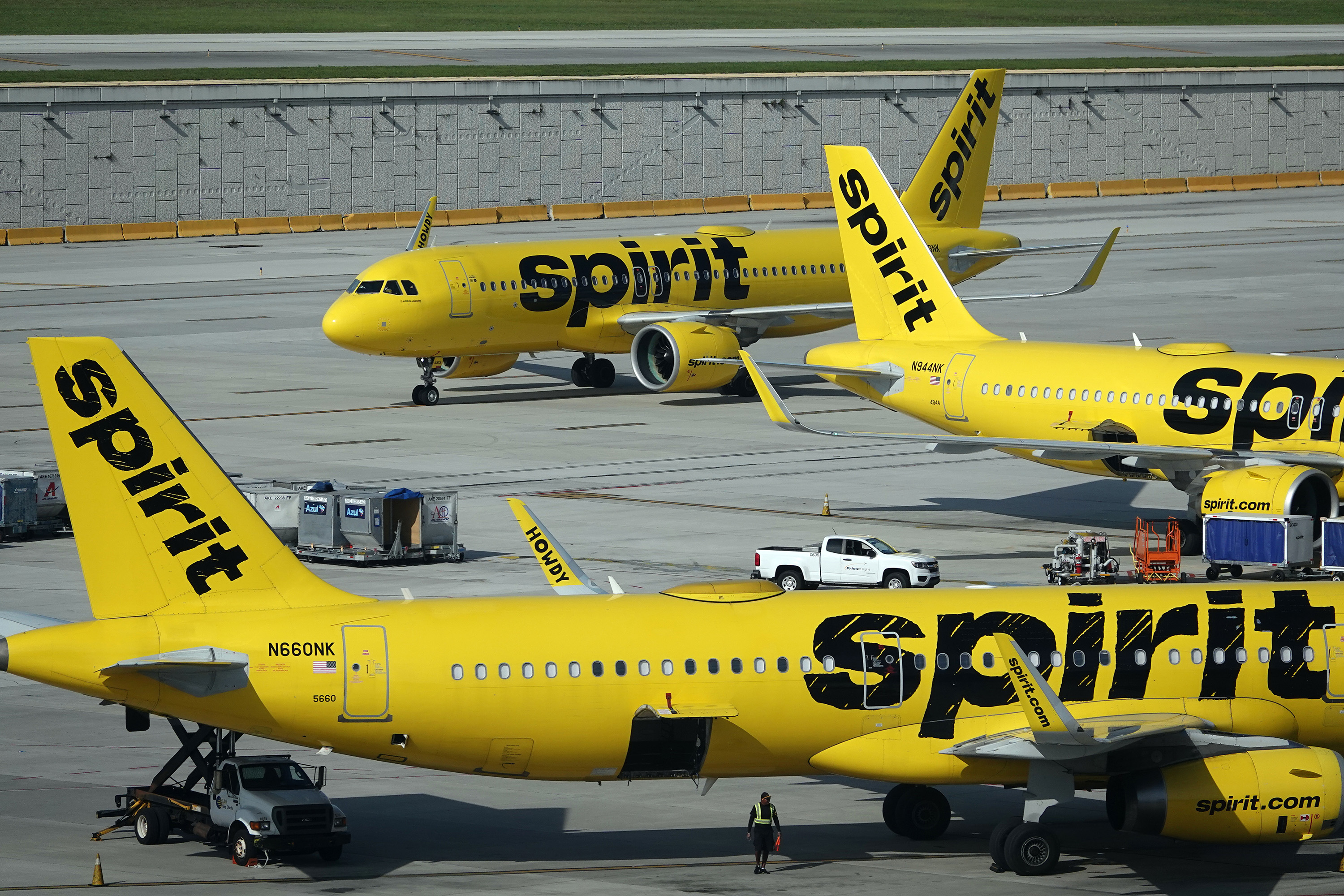 Spirit Airlines jetliners on the tarmac at Fort Lauderdale Hollywood International Airport. (Joe Cavaretta/South Florida Sun Sentinel/TNS)
