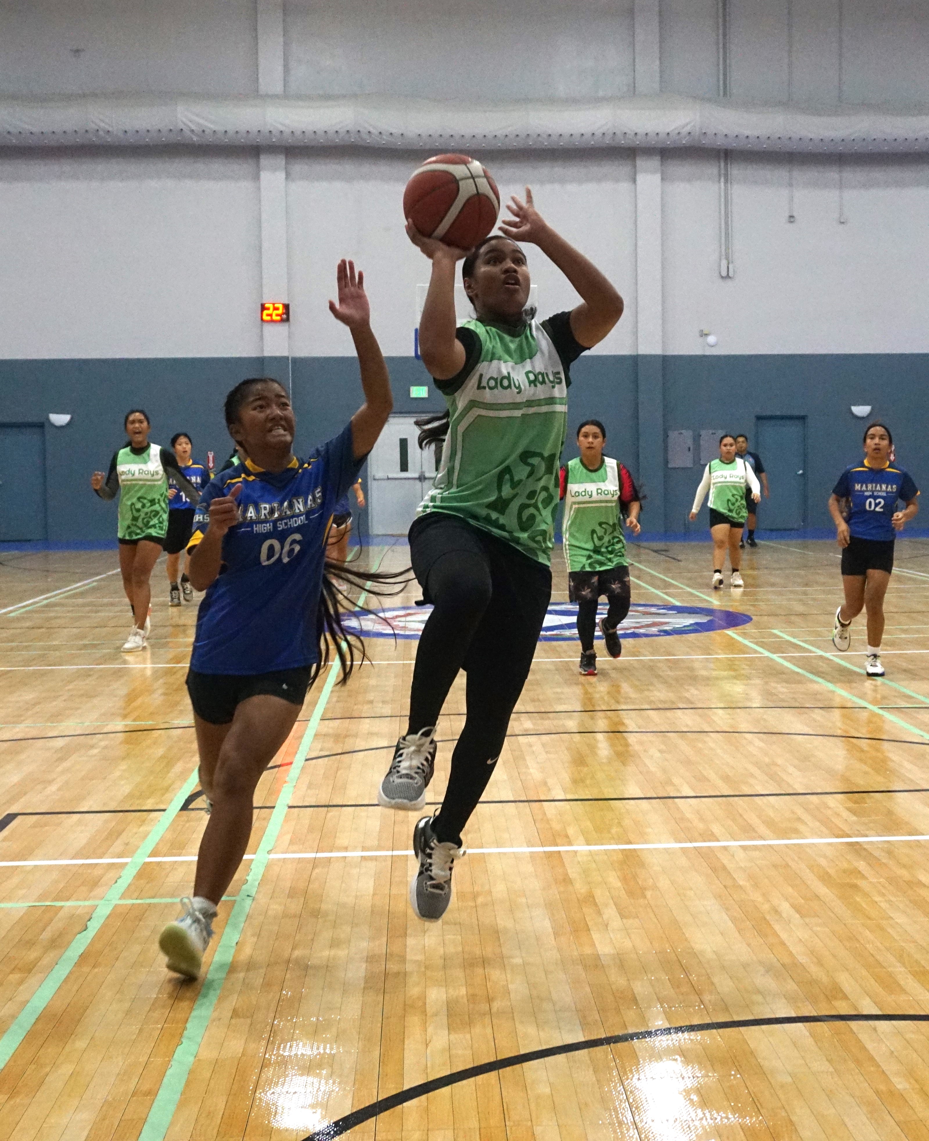 SSHS' Jahsmin Calage rises for the fastbreak finish.