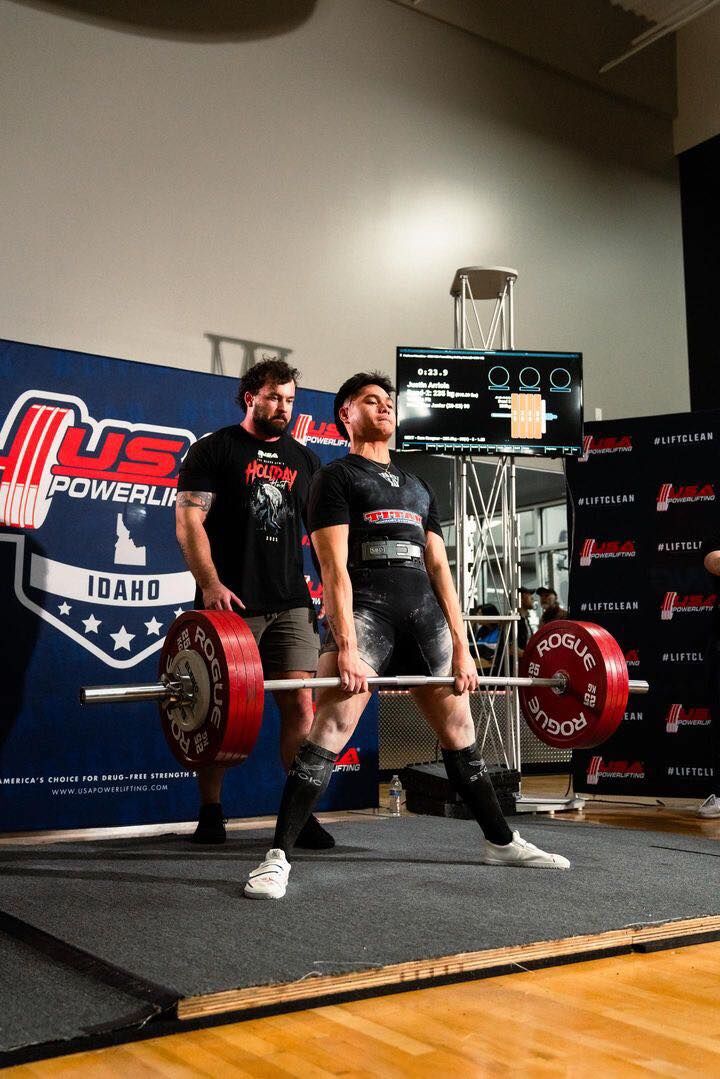 Justin Arriola executes a deadlift at the 2023 USA Powerlifting Holiday Hoist in Meridian, Idaho on Dec. 16, 2023.