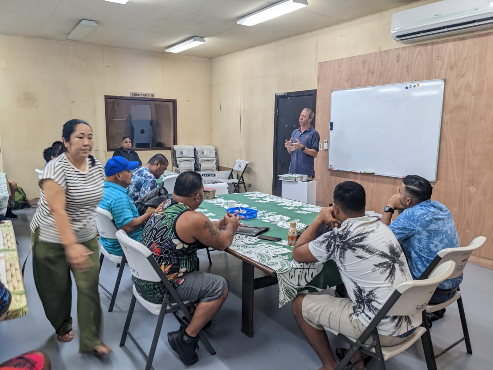 Chris Adams of Adams Marine Seminars conducts a class at the Cultural Maritime Training Center of the 500 Sails Lower Base Boatyard in 2023. 