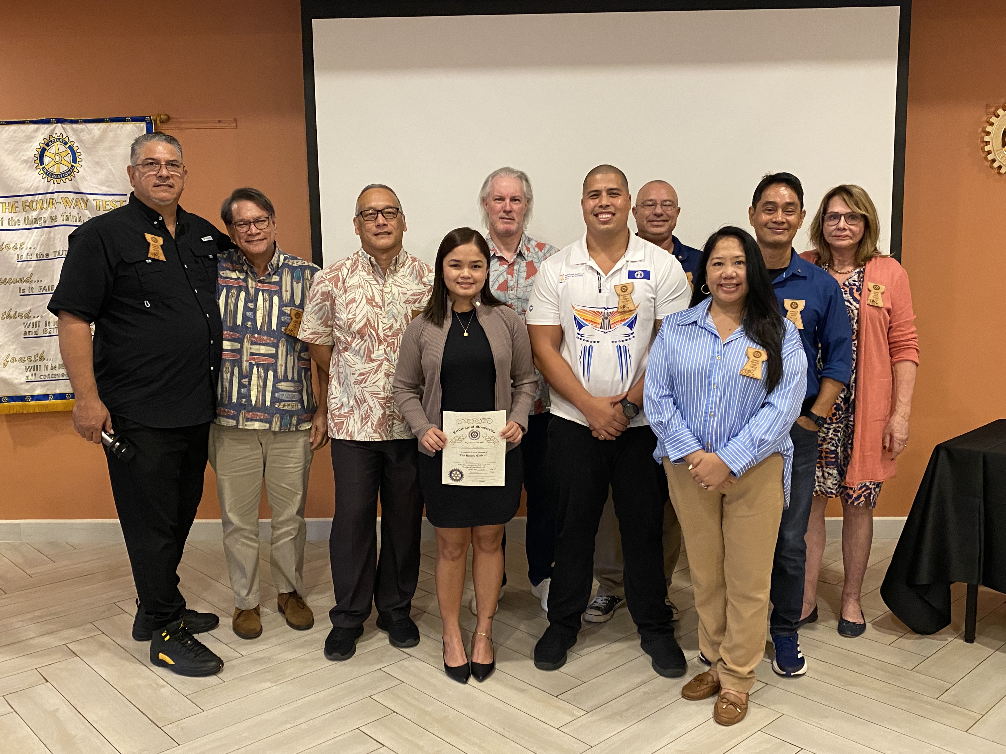 Laarni Zapanta, center, poses for a photo with Rotary Club of Saipan officers at her induction ceremony on Tuesday, Jan. 30, during the club’s weekly meeting at the Crowne Plaza Resort.