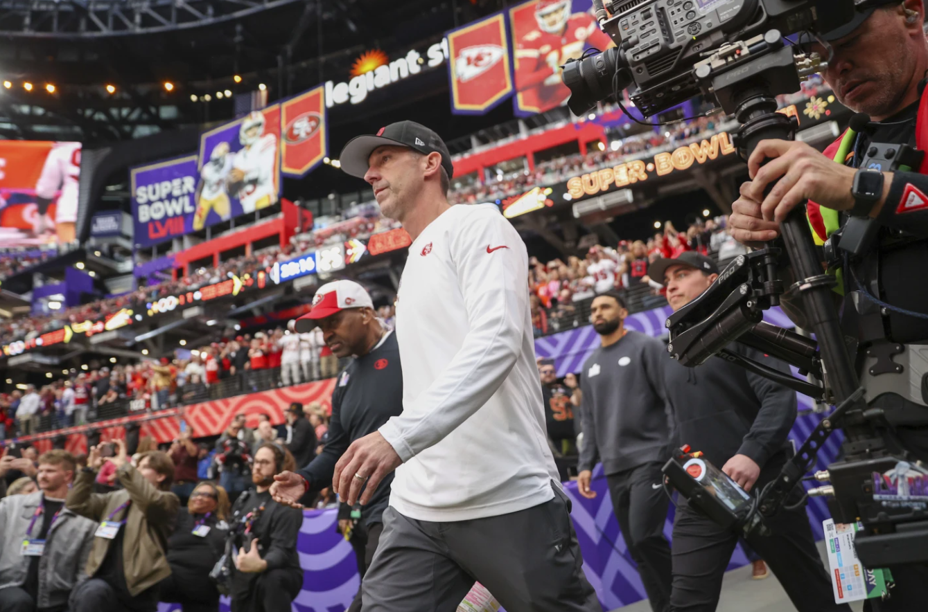 San Francisco 49ers head coach Kyle Shanahan walks onto the field before the Super Bowl game against the Kansas City Chiefs Sunday, Feb. 11, 2024 in Las Vegas.