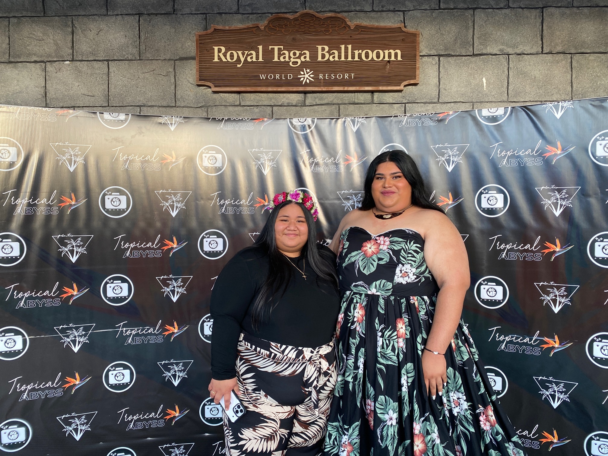 Kyle Thorne, aka @queenofCK, right, was the carpet side interviewer. She poses here with Loutricia Santos, her social media collaborator.