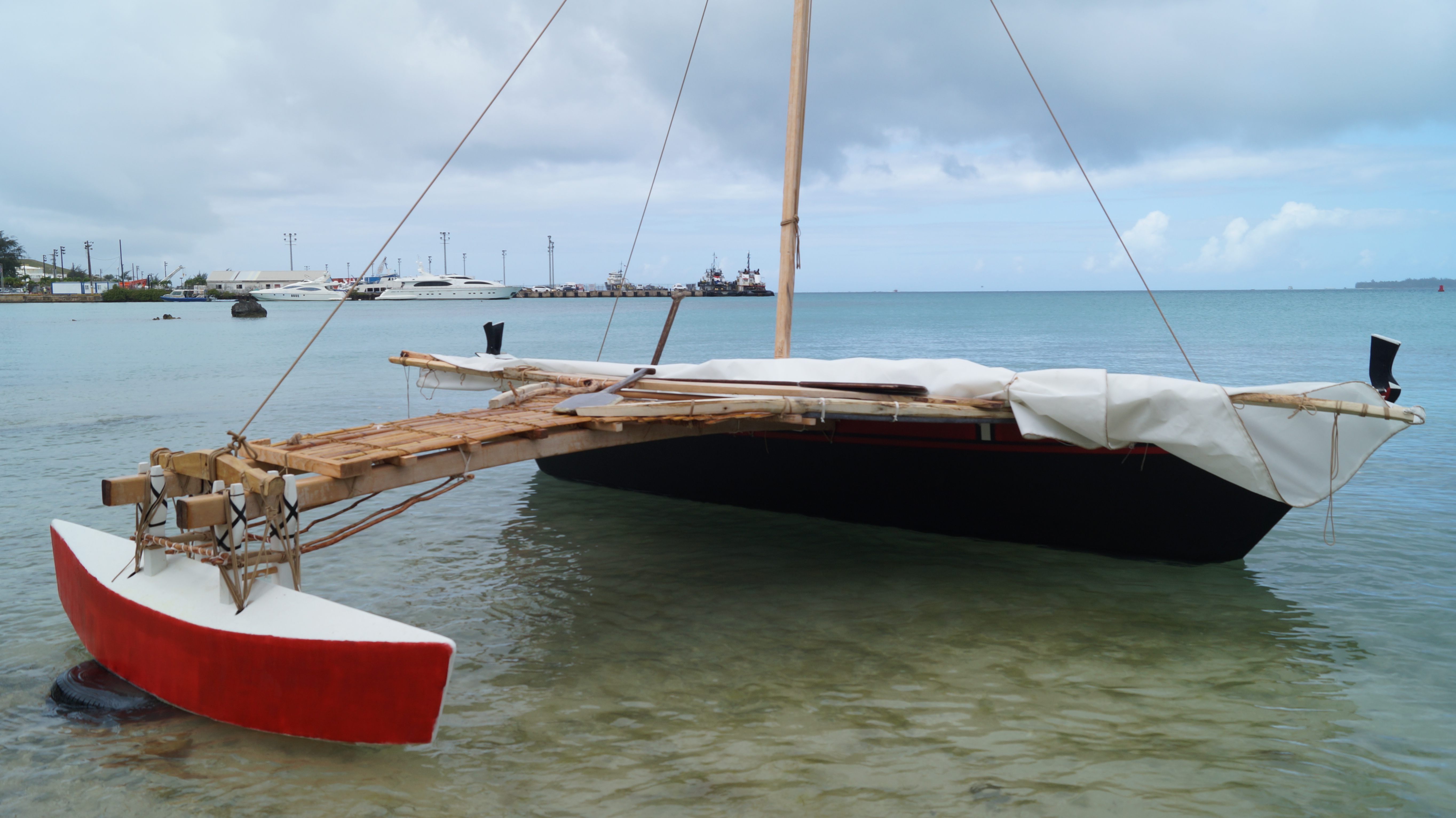 Mikaela is a Carolinian style outrigger sailing canoe, with a main hull and outrigger hull made of fiberglass.